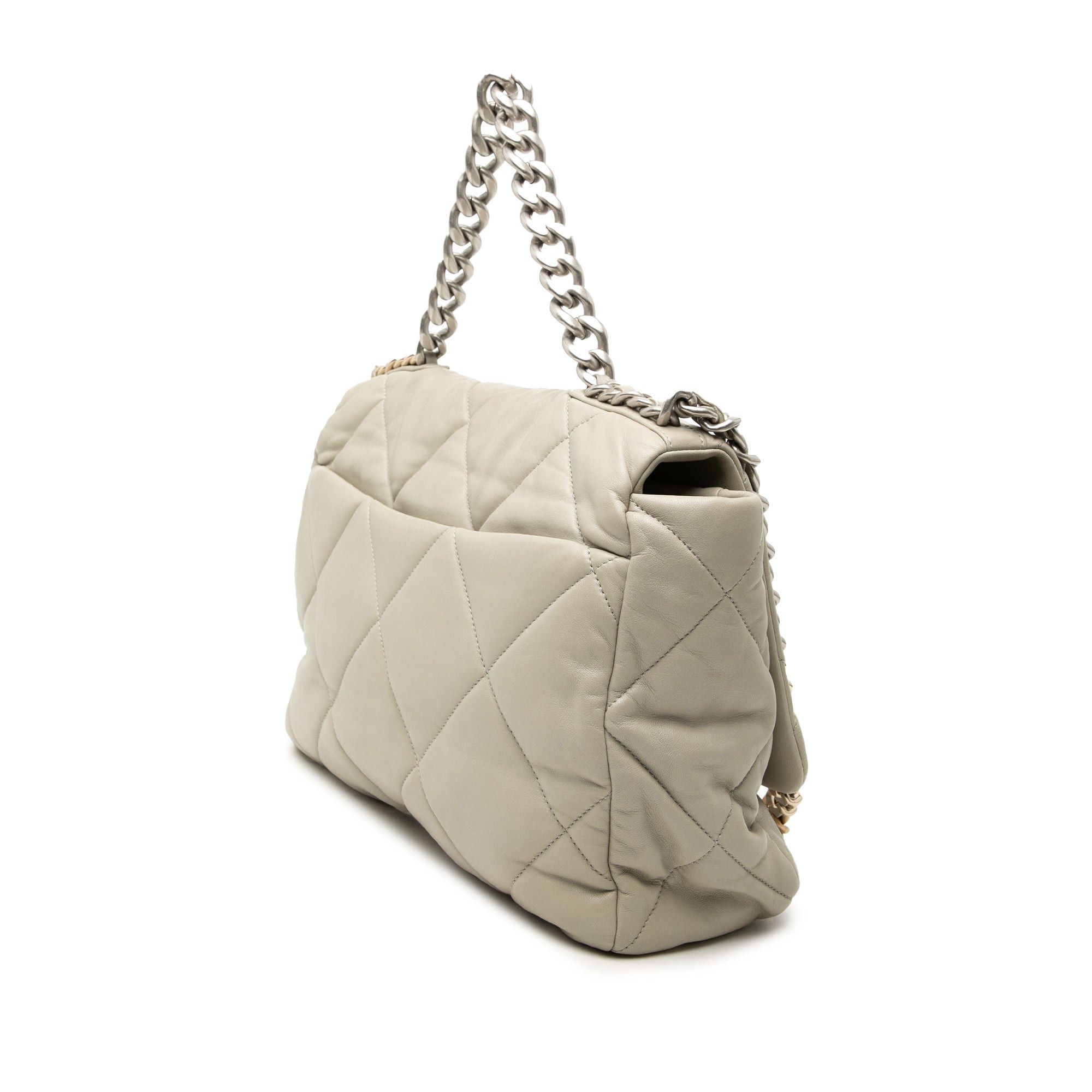 Chanel Maxi Lambskin 19 Flap Size ONE SIZE - 2 Thumbnail