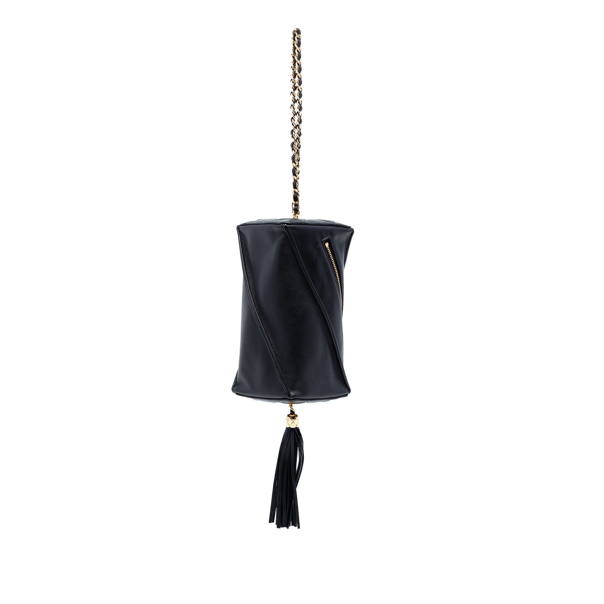 Chanel Metiers d'Art CC Lambskin Tassel Rectangle Clutch with Chain Size ONE SIZE - 2 Thumbnail