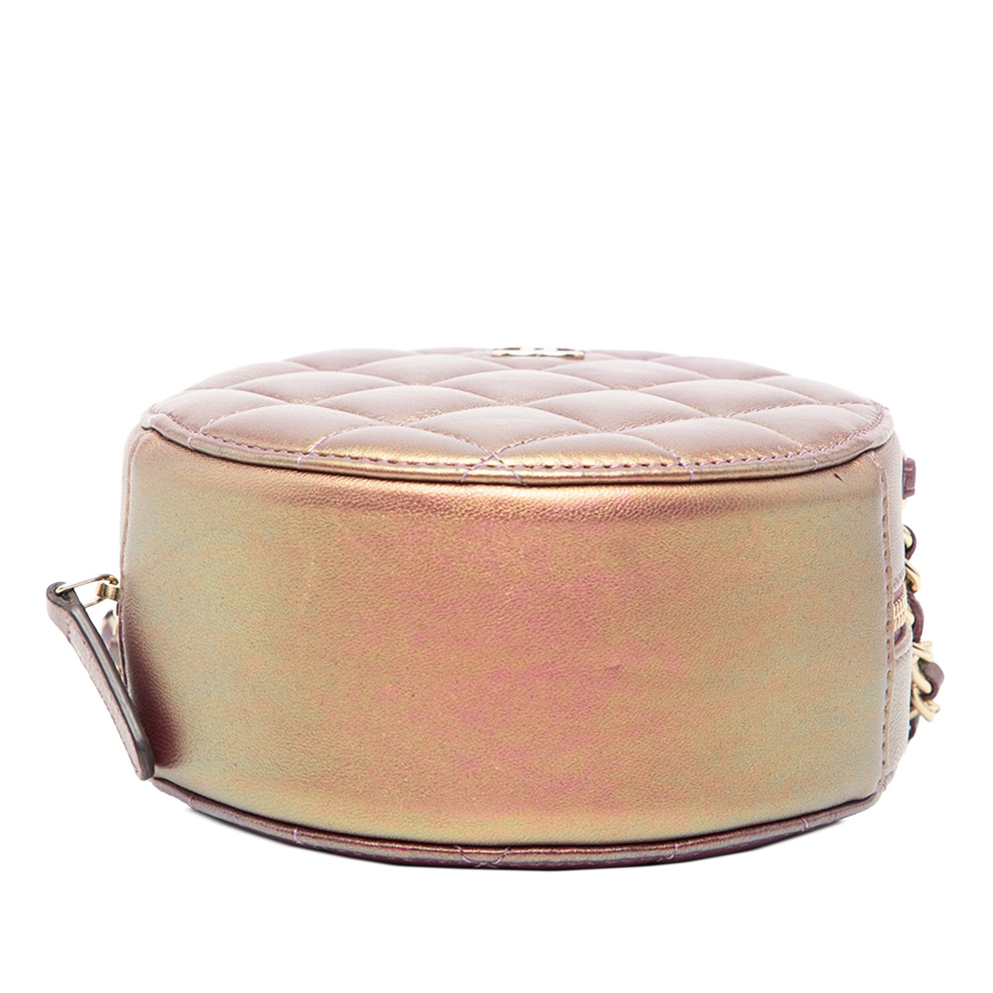 Chanel Quilted Iridescent Lambskin Round Clutch With Chain Size ONE SIZE - 3 Thumbnail