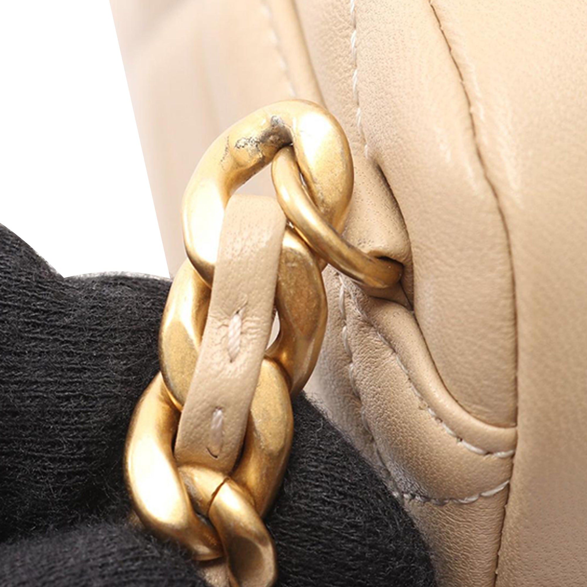 Chanel Lambskin 19 Camera Bag Size ONE SIZE - 9 Thumbnail
