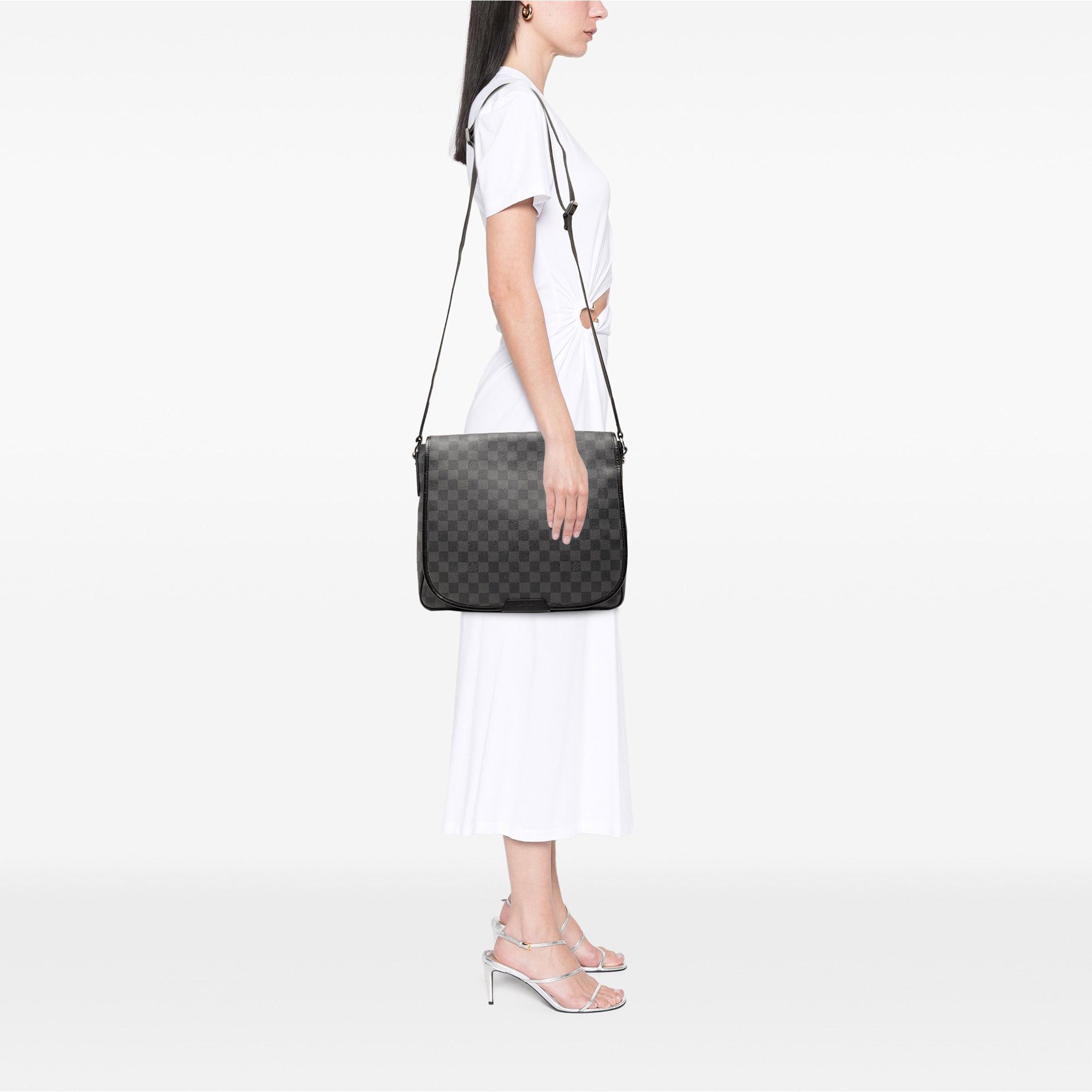 Louis Vuitton Damier Graphite Daniel MM Size ONE SIZE - 7 Thumbnail