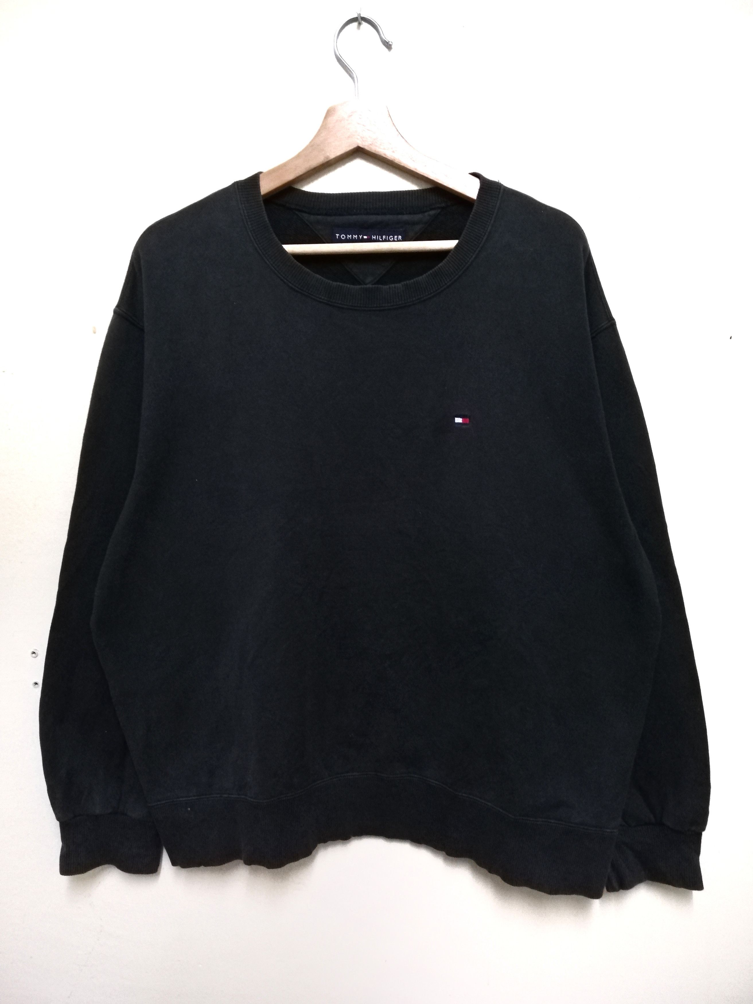 Tommy Hilfiger Vintage Tommy Hilfiger Small Logo Sweatshirt B6 Size US XL / EU 56 / 4 - 2 Thumbnail