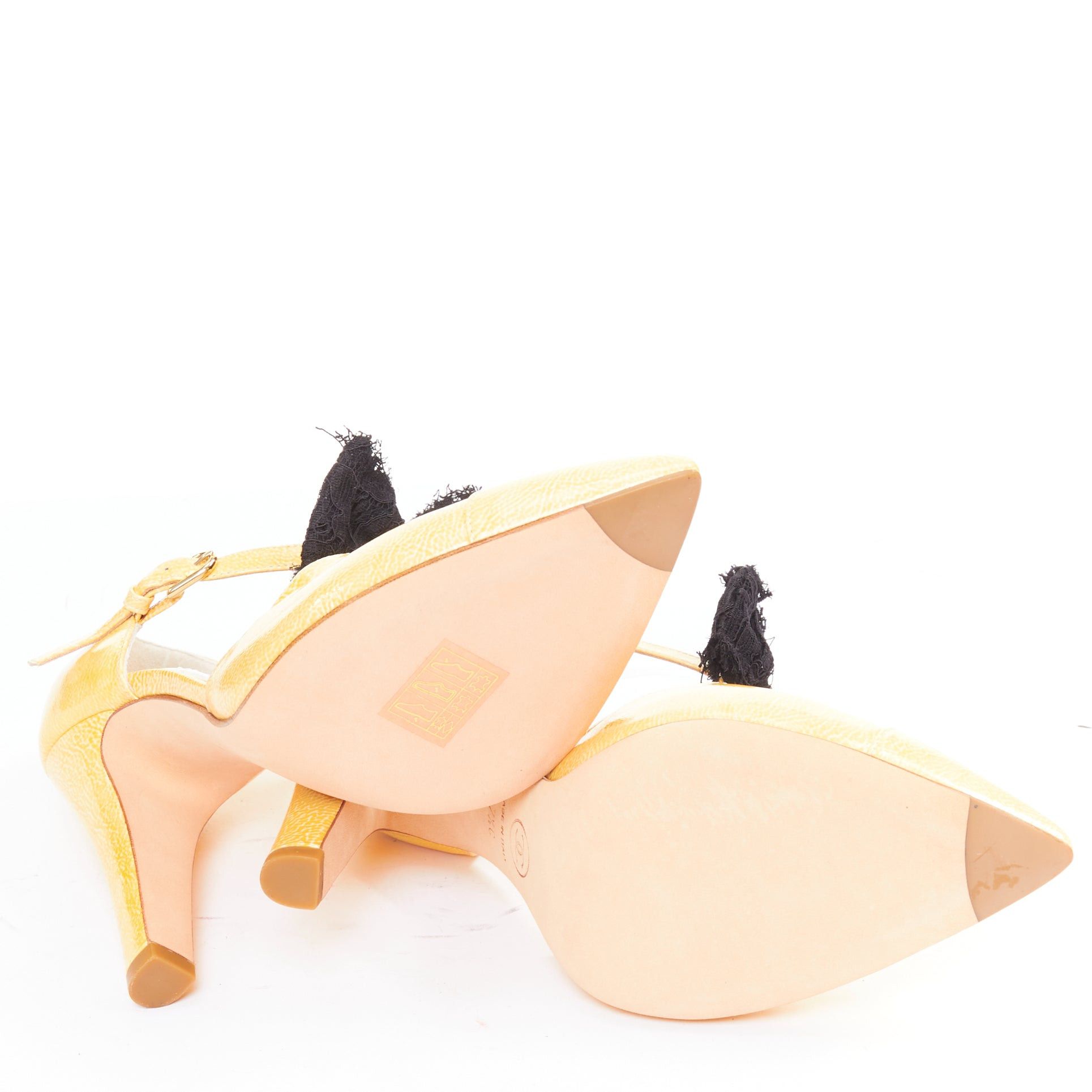 Chanel CHANEL 14C butter yellow patent leather CC logo bow maryjane pumps EU37.5 Size US 7.5 / IT 37.5 - 11 Thumbnail