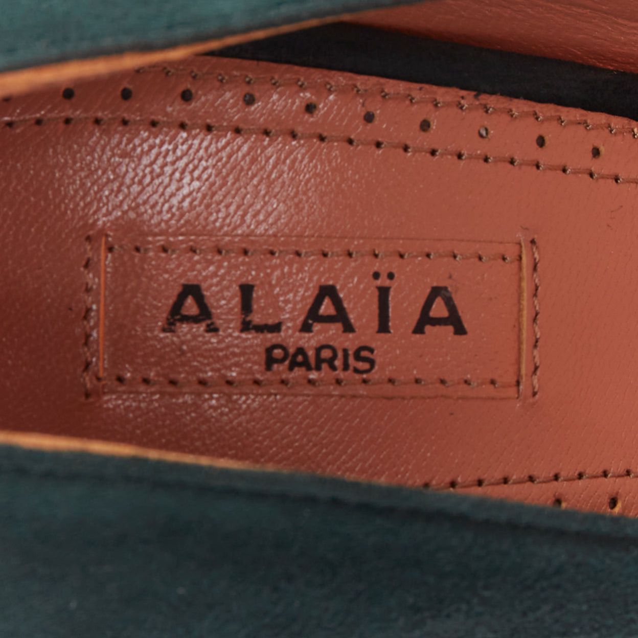 Alaia ALAIA forest green suede almond toe platform pumps EU37.5 Size US 7.5 / IT 37.5 - 9 Thumbnail
