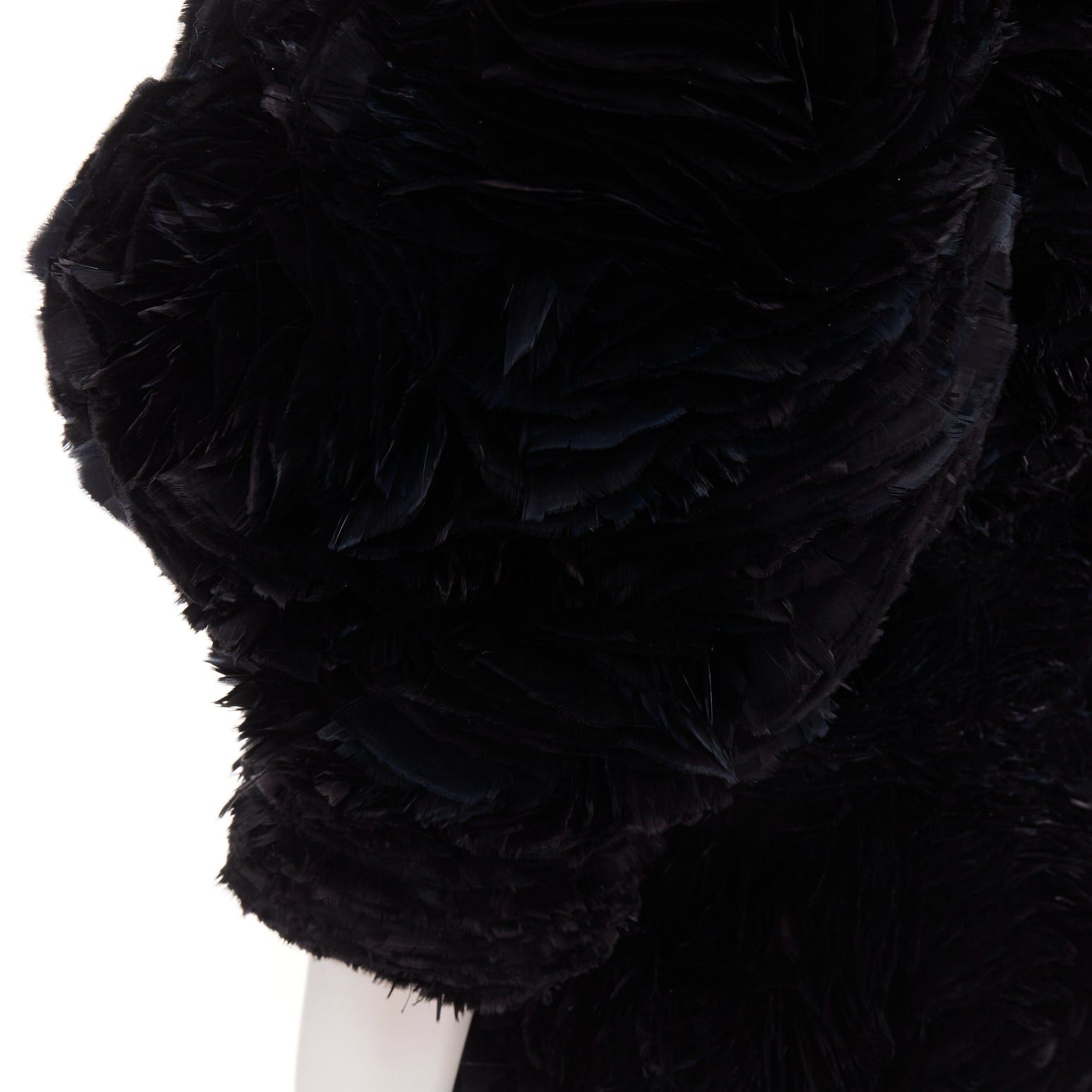 Alexandre Vauthier rare ALEXANDRE VAUTHIER COUTURE SS2020 Runway Maison Lemarie black laser cut feather rosette petal embellished dress Size S / US 4 / IT 40 - 7 Thumbnail
