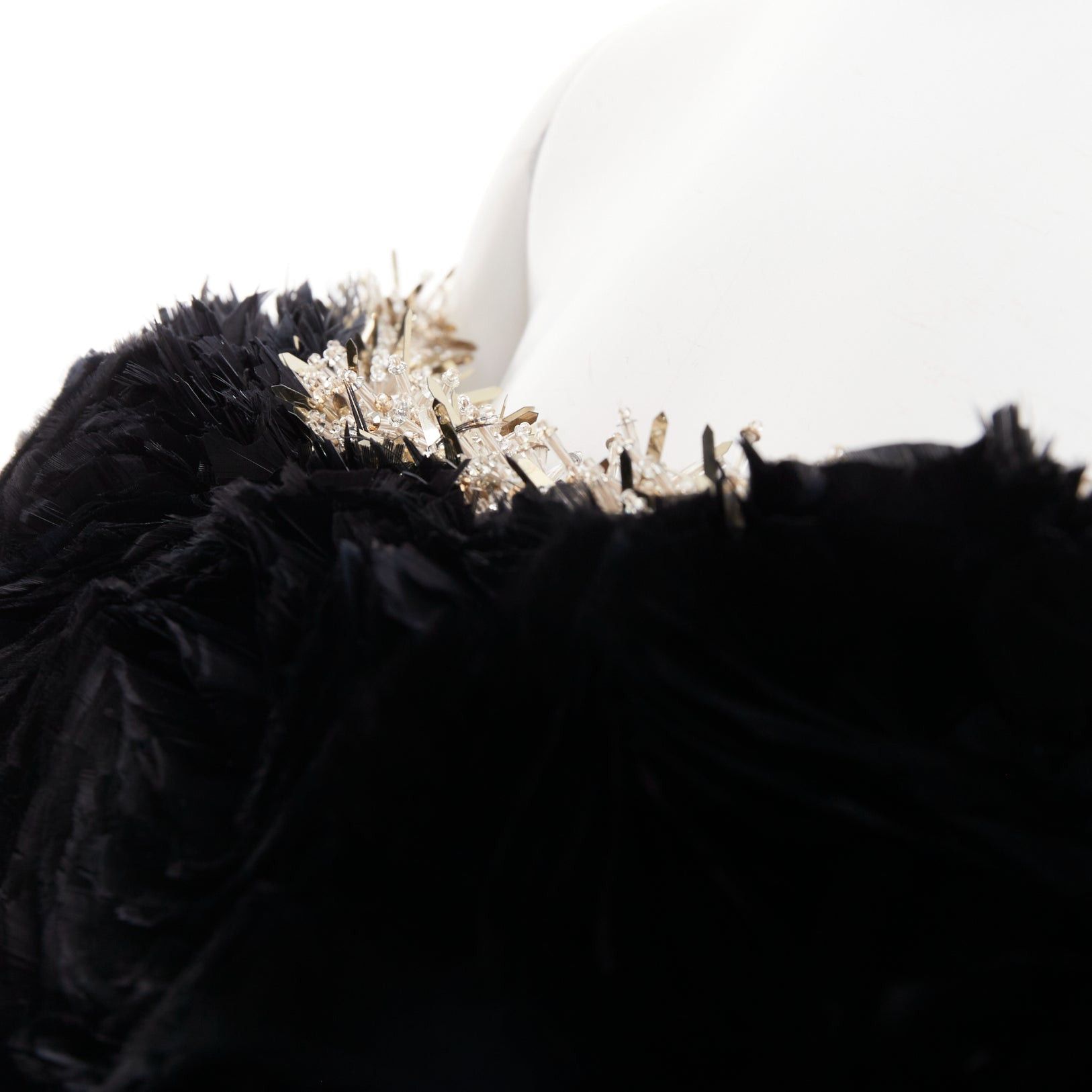 Alexandre Vauthier rare ALEXANDRE VAUTHIER COUTURE SS2020 Runway Maison Lemarie black laser cut feather rosette petal embellished dress Size S / US 4 / IT 40 - 9 Thumbnail