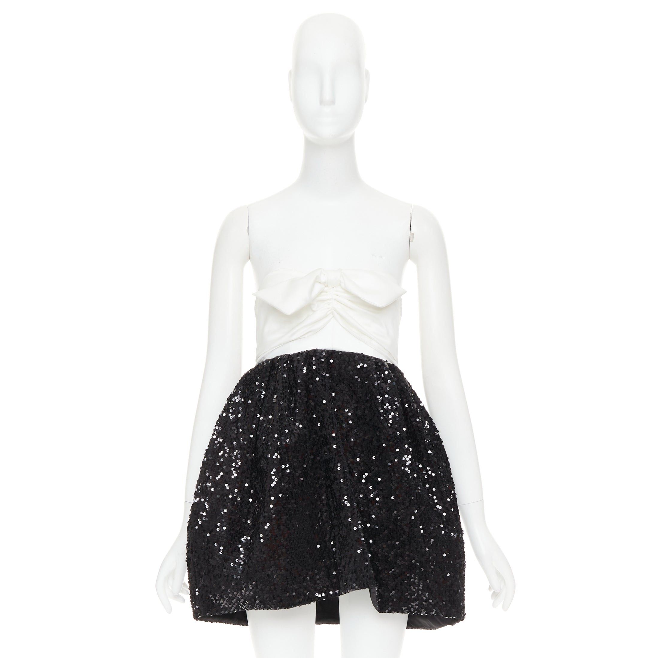 Alexandre Vauthier ALEXANDRE VAUTHIER SS2019 white satin bow black sequin mini dress Size S / US 4 / IT 40 - 11 Thumbnail
