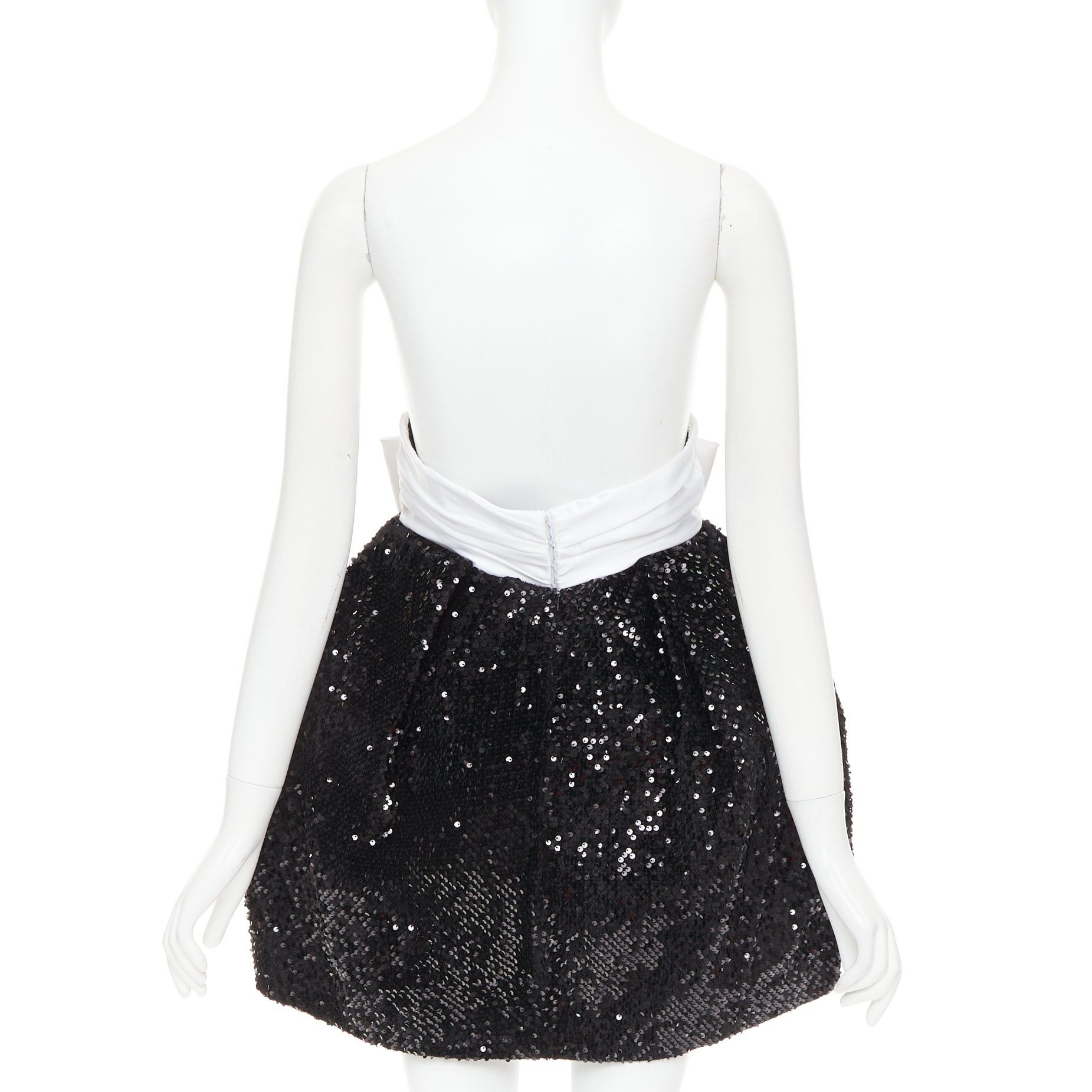 Alexandre Vauthier ALEXANDRE VAUTHIER SS2019 Runway white satin bow black sequin pouf mini dress Size S / US 4 / IT 40 - 5 Thumbnail