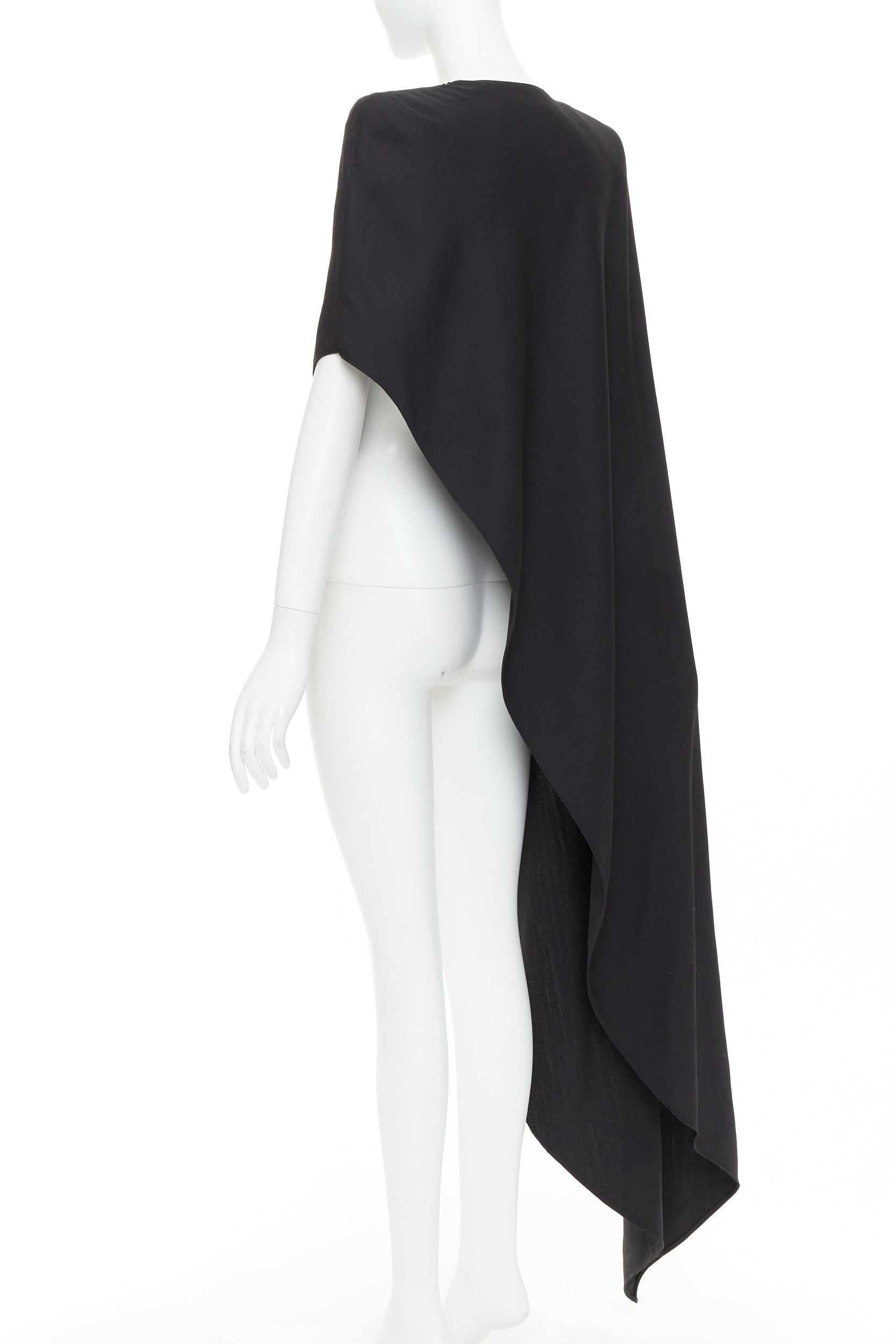 Alexandre Vauthier ALEXANDRE VAUTHIER COUTURE AW2023 Runway black crepe power shoulder asymmetric drape top Size S / US 4 / IT 40 - 6 Thumbnail