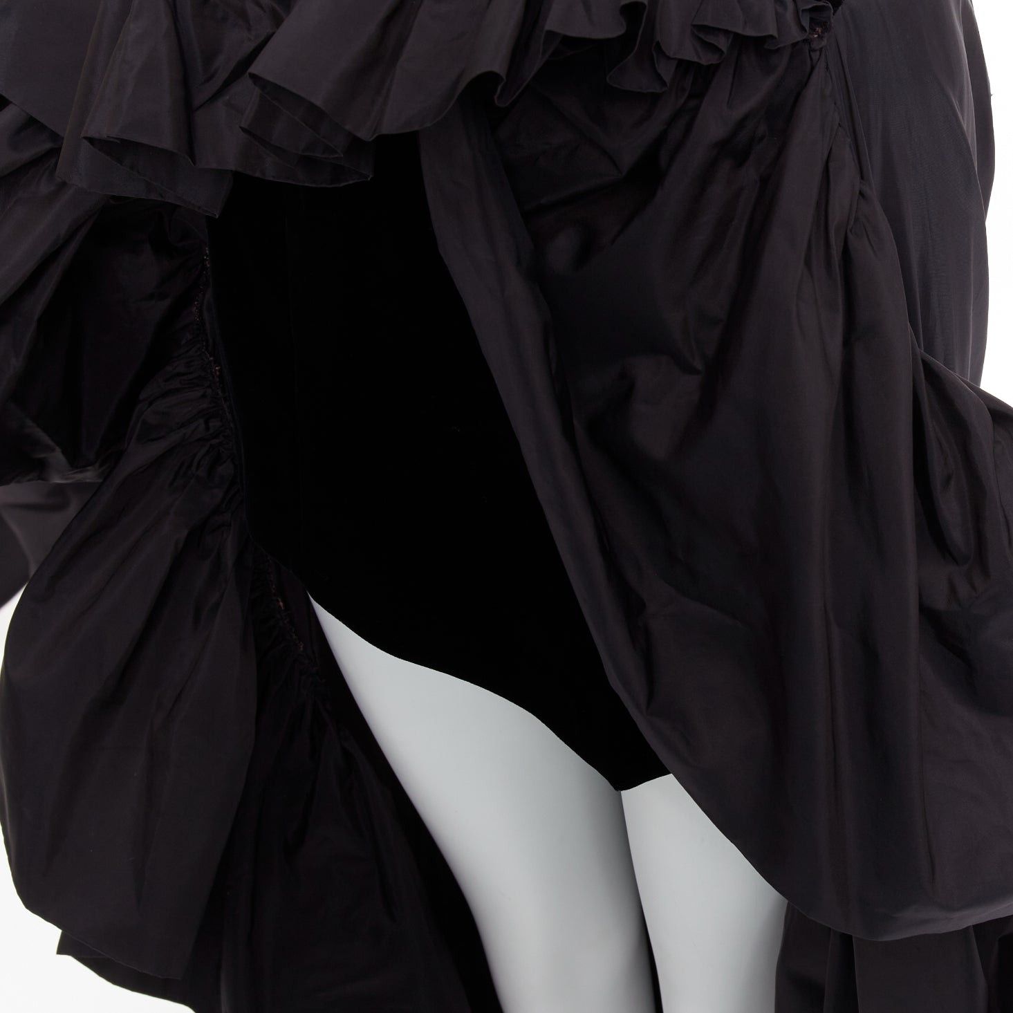 Alexandre Vauthier rare ALEXANDRE VAUTHIER COUTURE SS2017 Runway black velvet bodice crystal trim ruffle high low trained gown Size S / US 4 / IT 40 - 12 Thumbnail