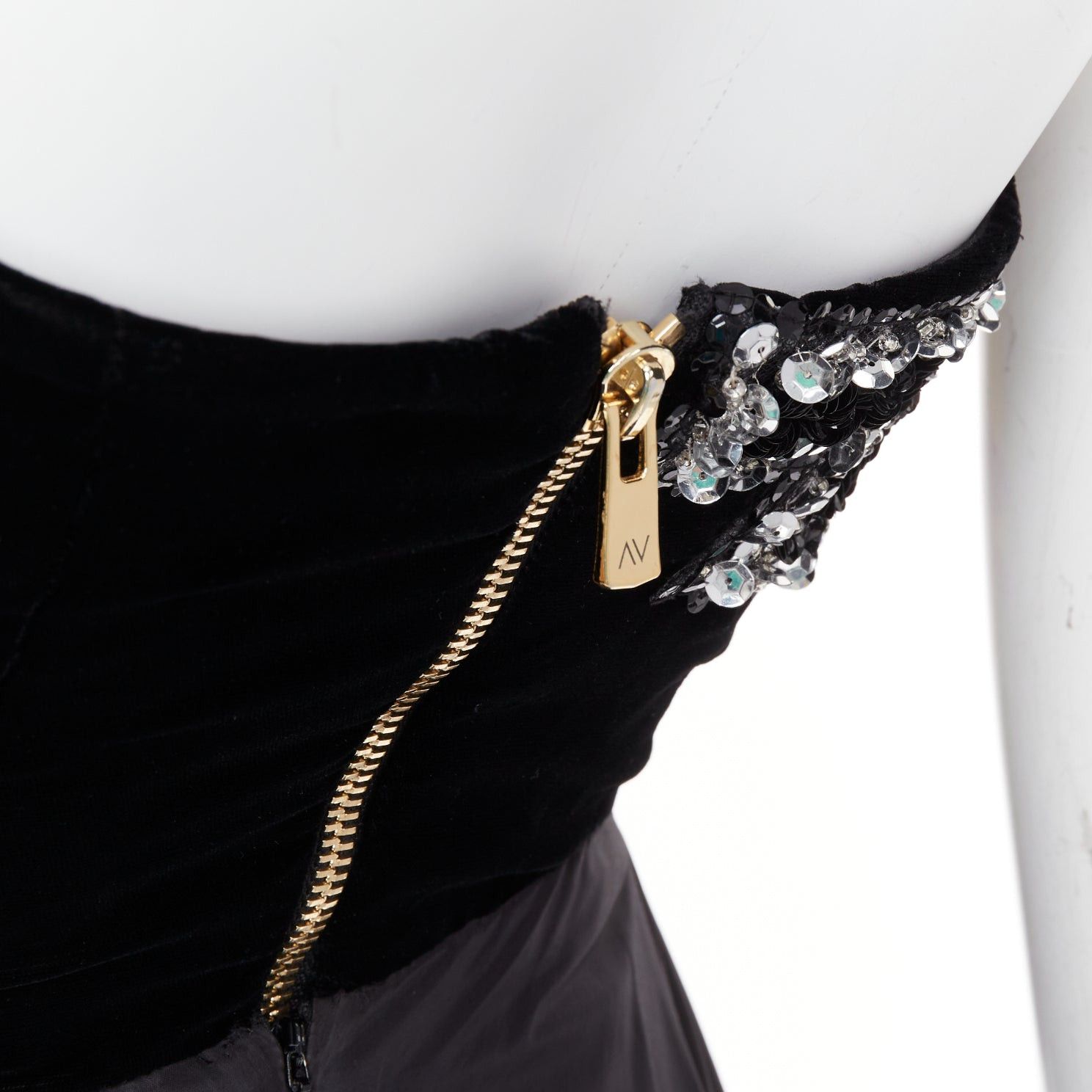 Alexandre Vauthier rare ALEXANDRE VAUTHIER COUTURE SS2017 Runway black velvet bodice crystal trim ruffle high low trained gown Size S / US 4 / IT 40 - 7 Thumbnail