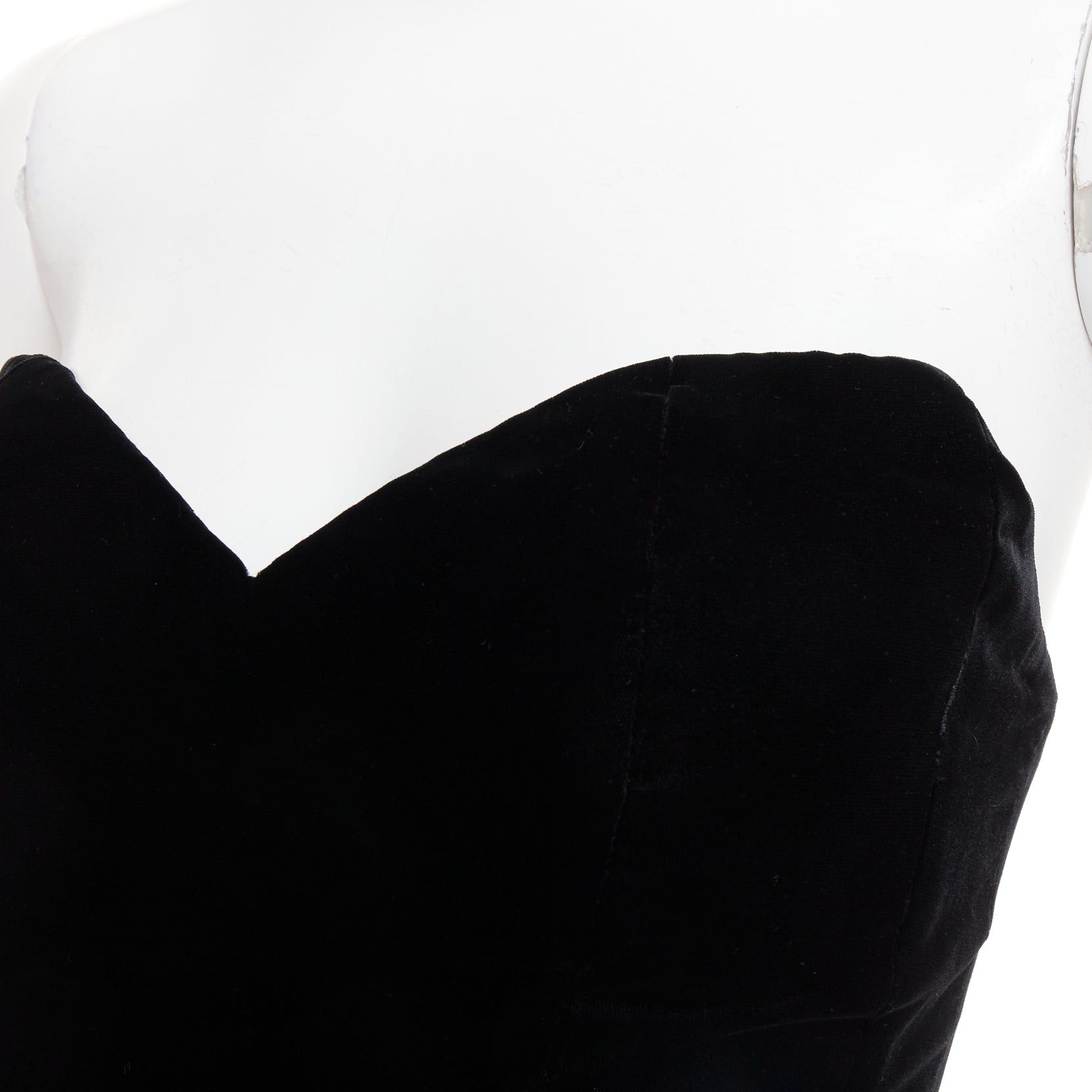 Alexandre Vauthier rare ALEXANDRE VAUTHIER COUTURE SS2017 Runway black velvet bodice crystal trim ruffle high low trained gown Size S / US 4 / IT 40 - 11 Thumbnail