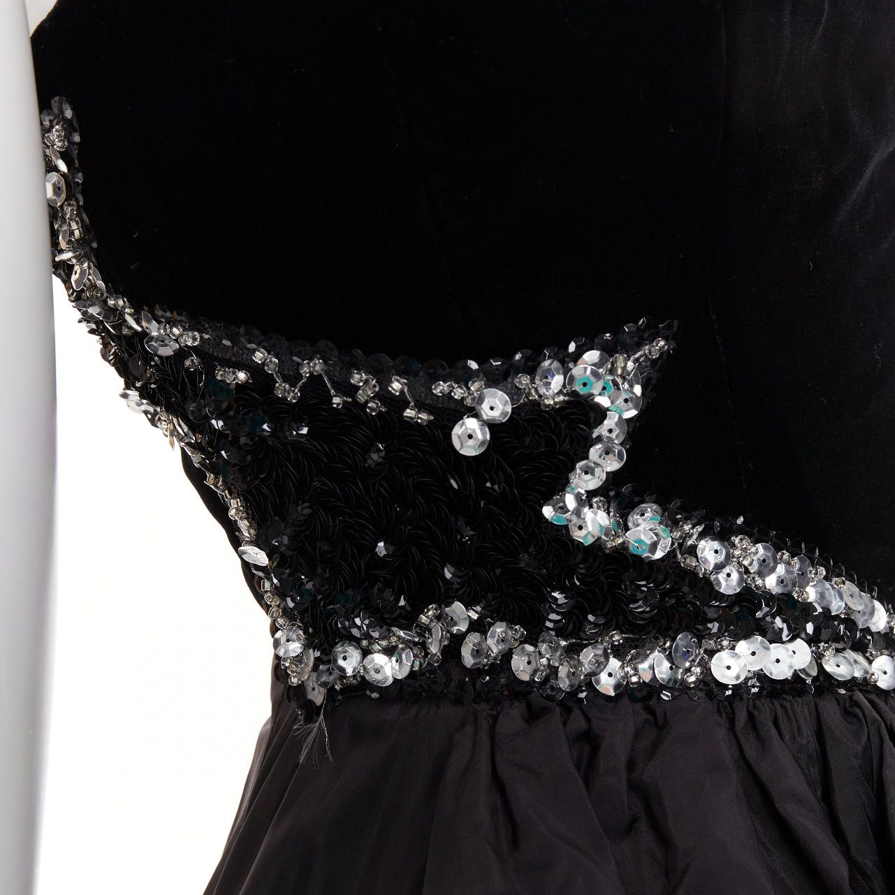 Alexandre Vauthier rare ALEXANDRE VAUTHIER COUTURE SS2017 Runway black velvet bodice crystal trim ruffle high low trained gown Size S / US 4 / IT 40 - 2 Thumbnail