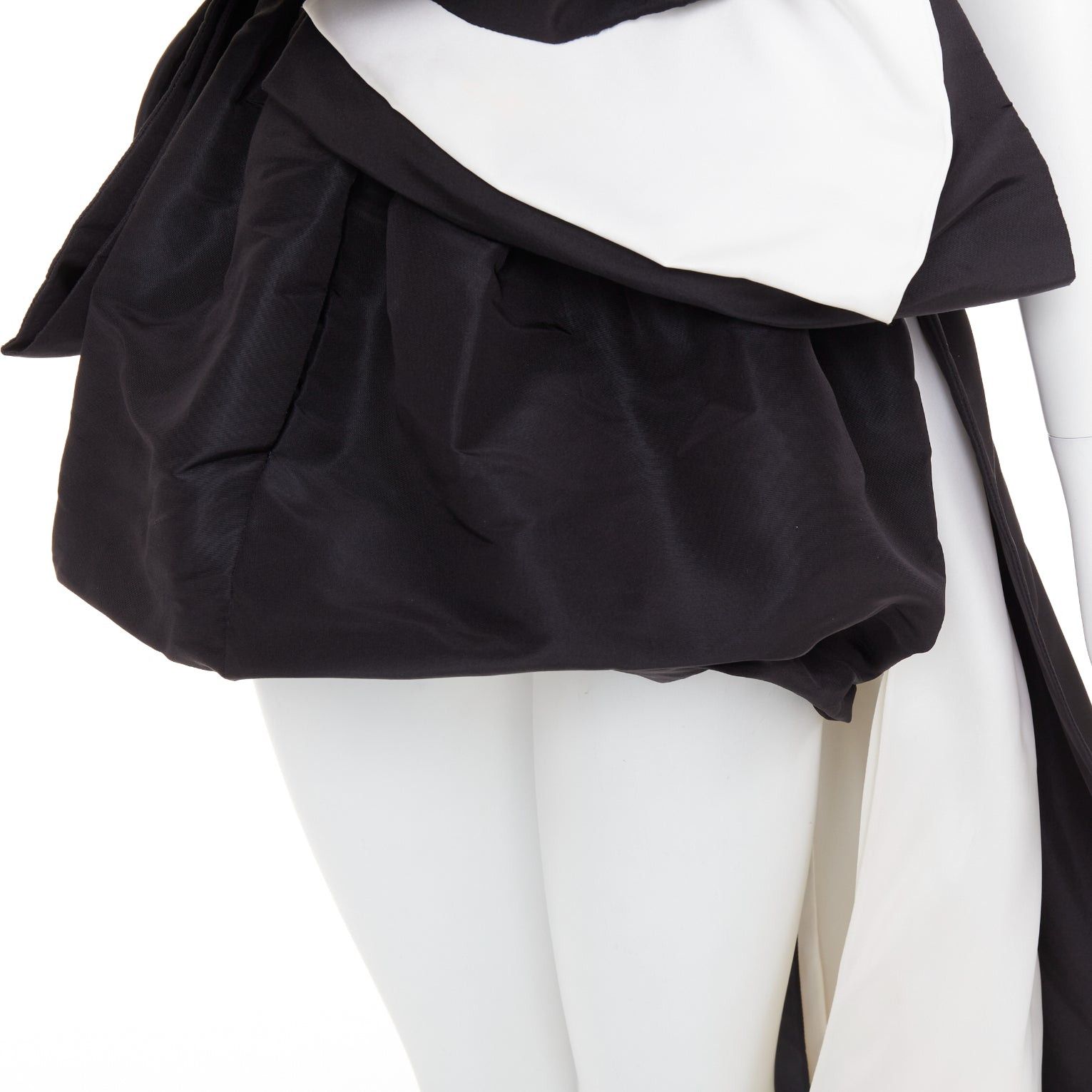 Alexandre Vauthier ALEXANDRE VAUTHIER COUTURE AW2018 Runway black cream exaggerated bow draped asymmetric gown Size S / US 4 / IT 40 - 9 Thumbnail