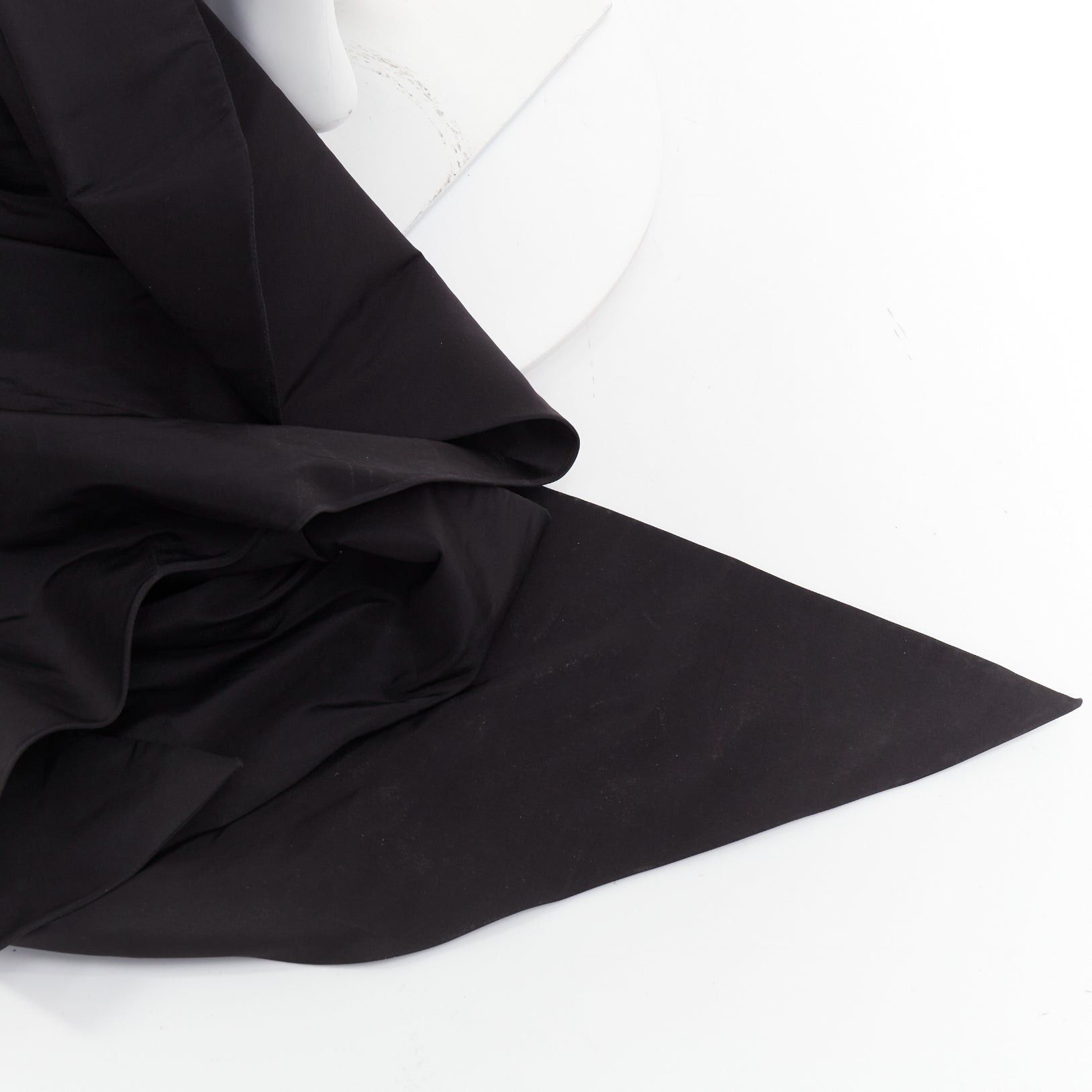 Alexandre Vauthier rare ALEXANDRE VAUTHIER COUTURE SS2017 Runway black tafetta one shoulder bustle train top Size S / US 4 / IT 40 - 7 Thumbnail
