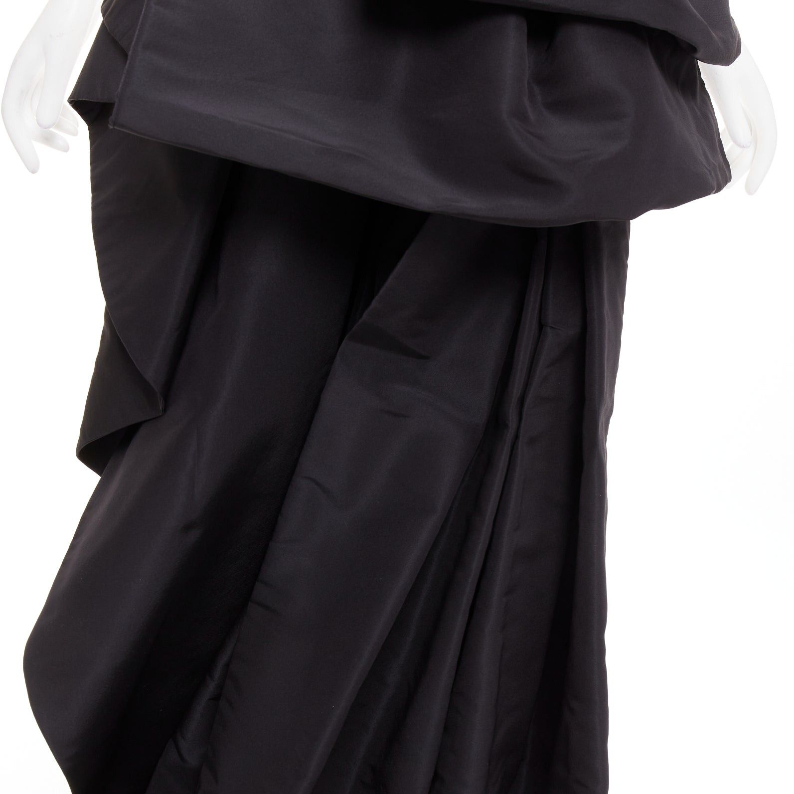 Alexandre Vauthier rare ALEXANDRE VAUTHIER COUTURE SS2017 Runway black tafetta one shoulder bustle train top Size S / US 4 / IT 40 - 10 Thumbnail
