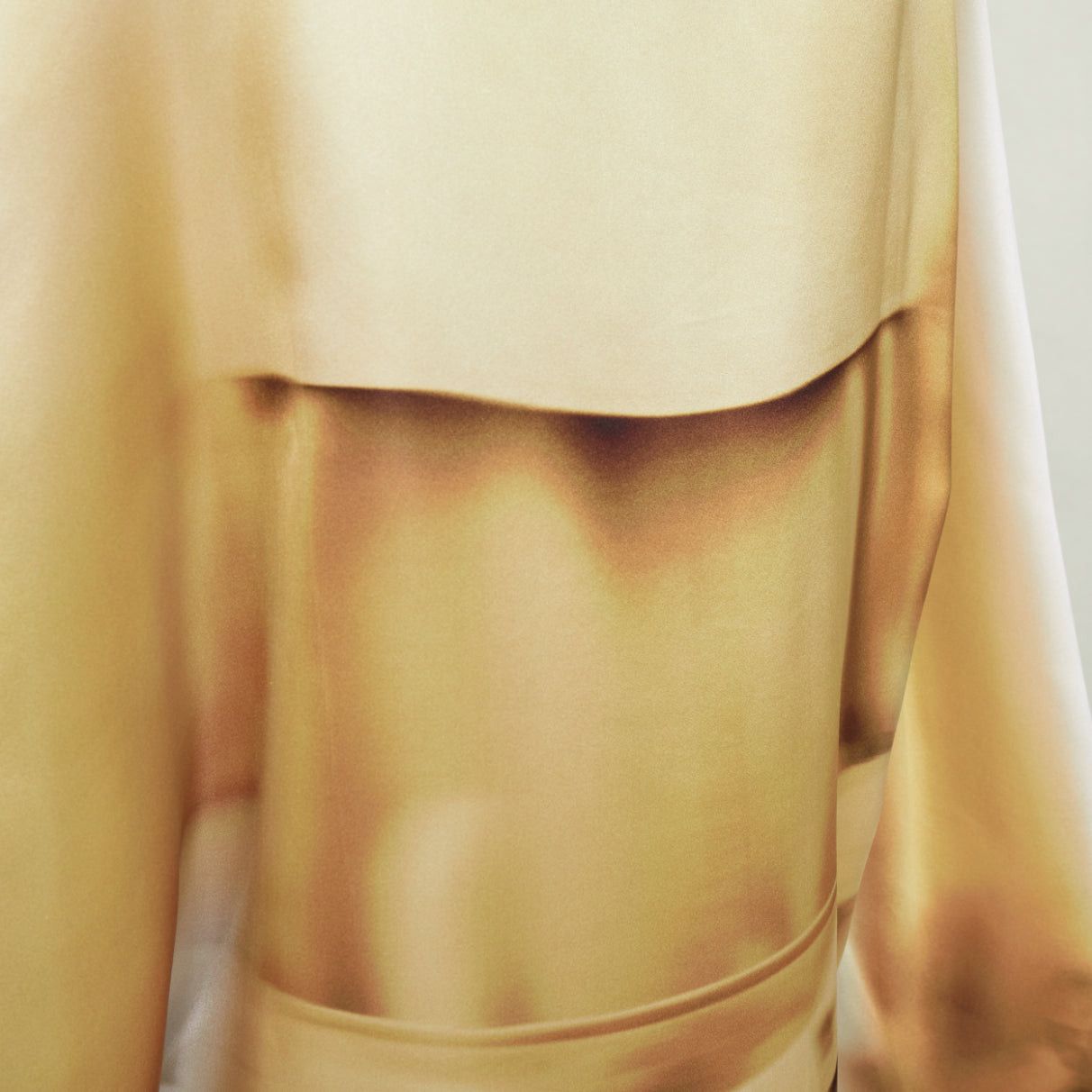 Loewe rare LOEWE JW ANDERSON 2023 Runway Trompe Loeil Blurry Trench Coat print voluminous sleeves dress Size M / US 6-8 / IT 42-44 - 8 Thumbnail