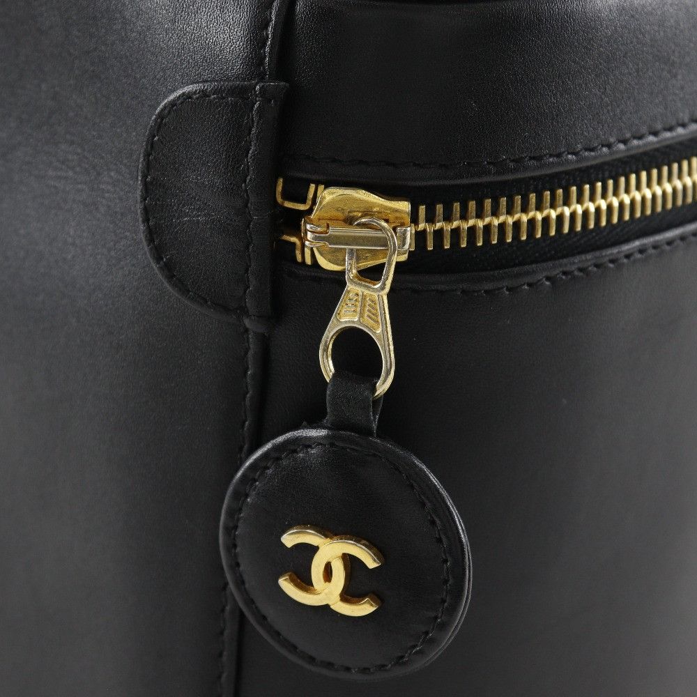 Chanel Chanel Chanel Calf Vanity Case Leather Vanity Bag A01619 DUTY FREE for USA Size ONE SIZE - 8 Thumbnail
