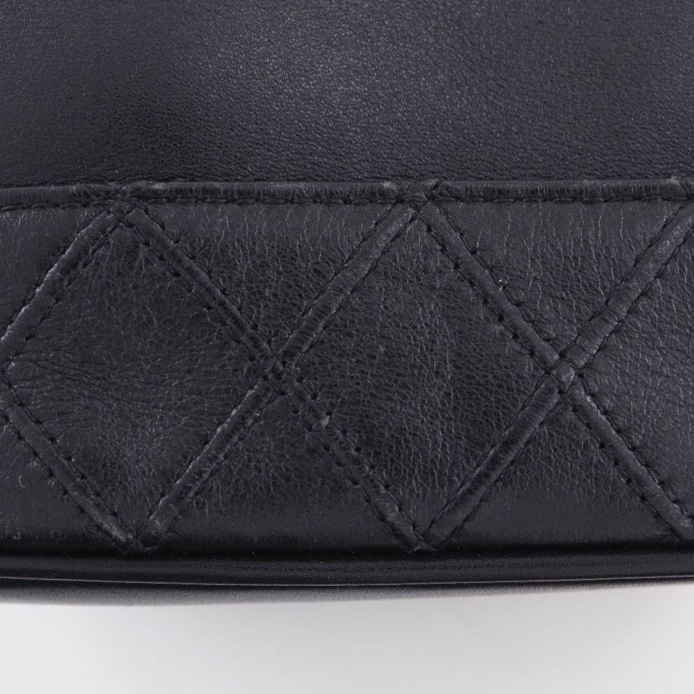Chanel Chanel Chanel Calf Vanity Case Leather Vanity Bag A01619 DUTY FREE for USA Size ONE SIZE - 15 Thumbnail