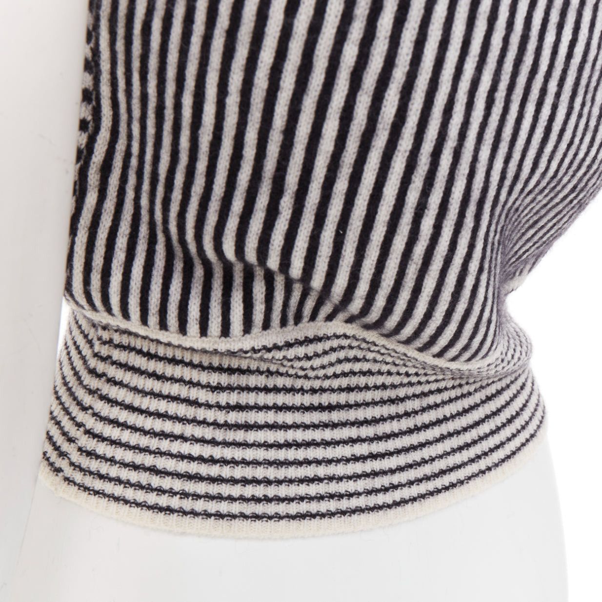 Valentino VALENTINO black cream wool mohair blend checkered striped knitted vest S Size S / US 4 / IT 40 - 7 Thumbnail