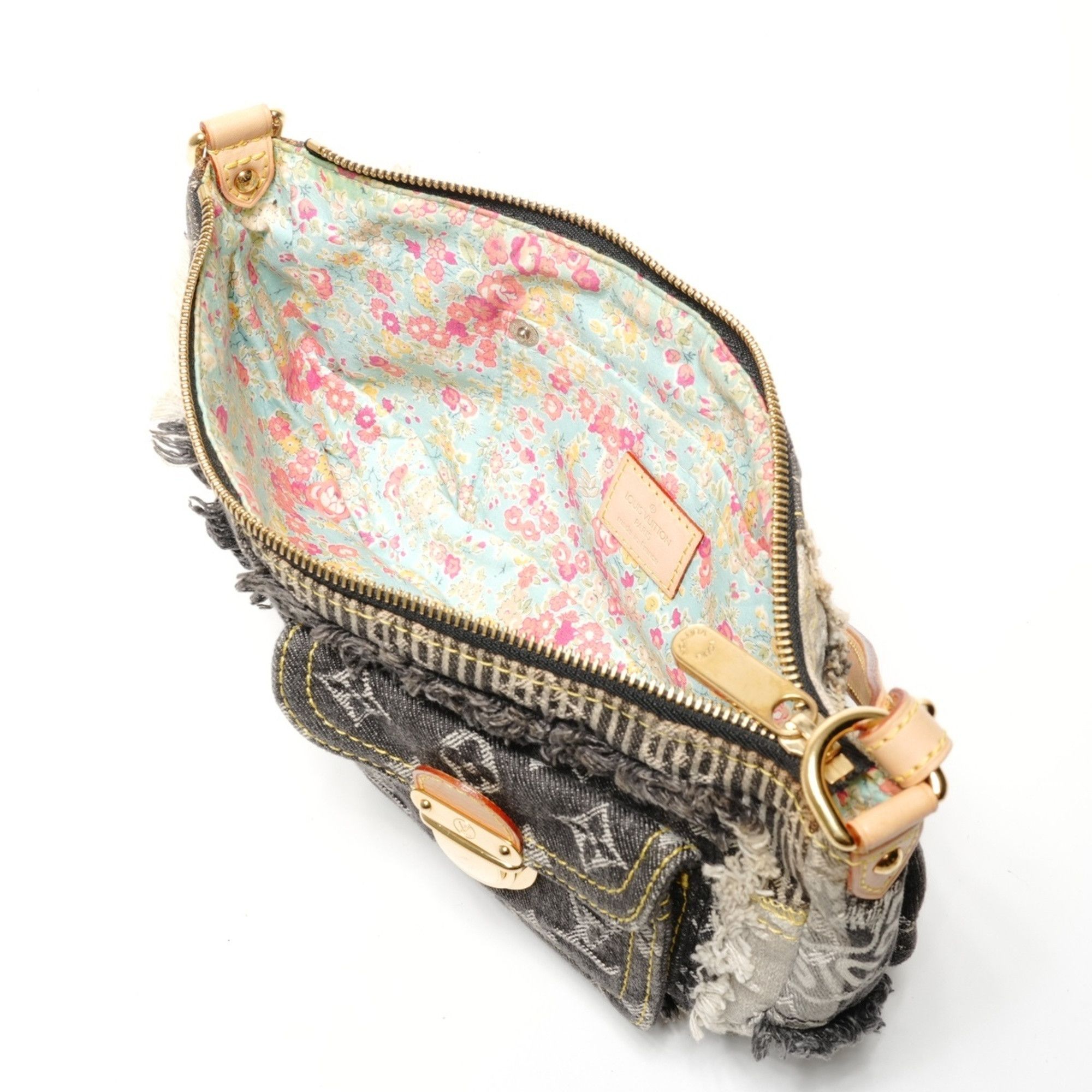 Louis Vuitton Louis Vuitton 2007 Monogram Denim Patchwork Pouch Shoulder Bag, Gray, WS27229 Size ONE SIZE - 12 Thumbnail