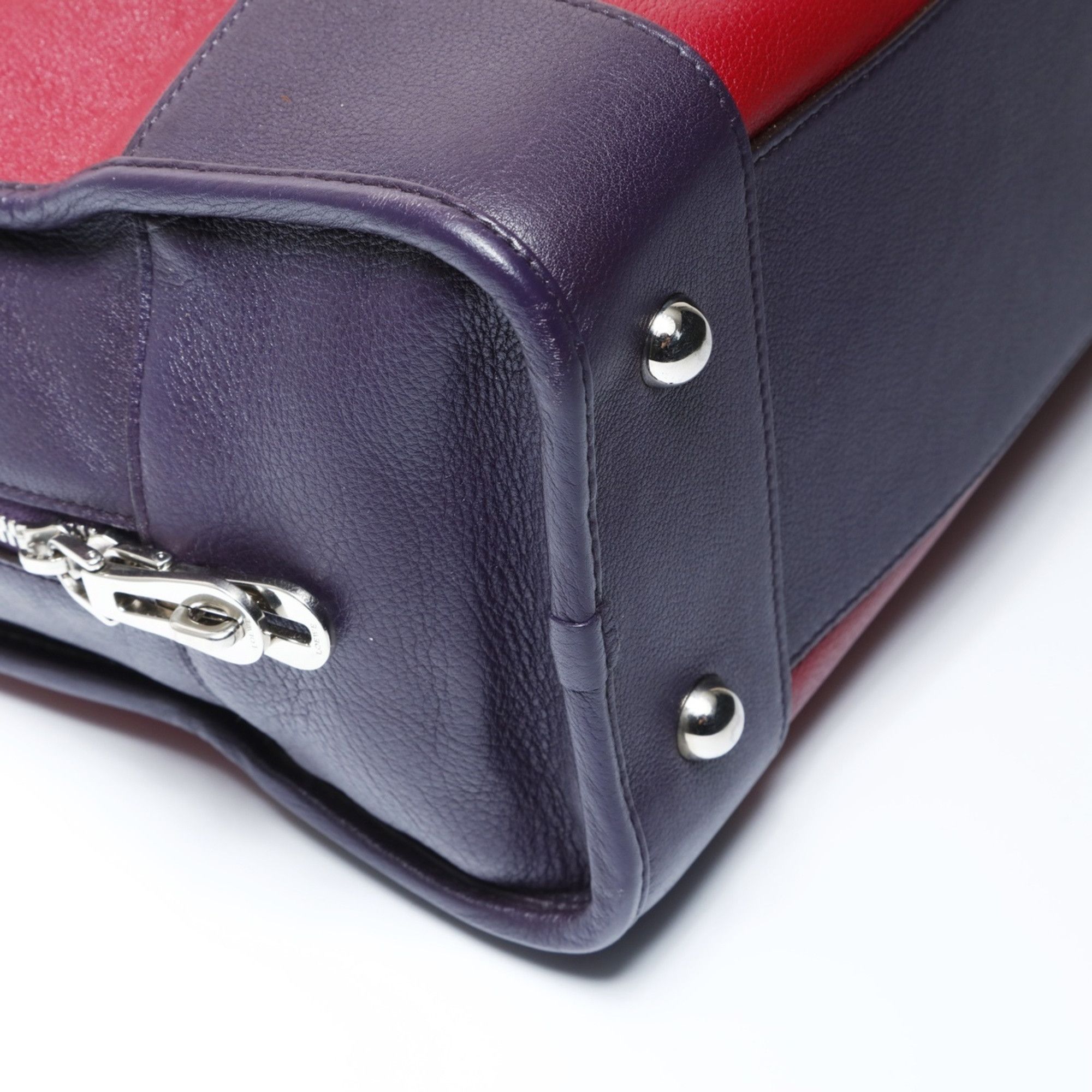 Loewe LOEWE Amazona 36 Anagram Handbag, Red, WS26665 Size ONE SIZE - 5 Thumbnail