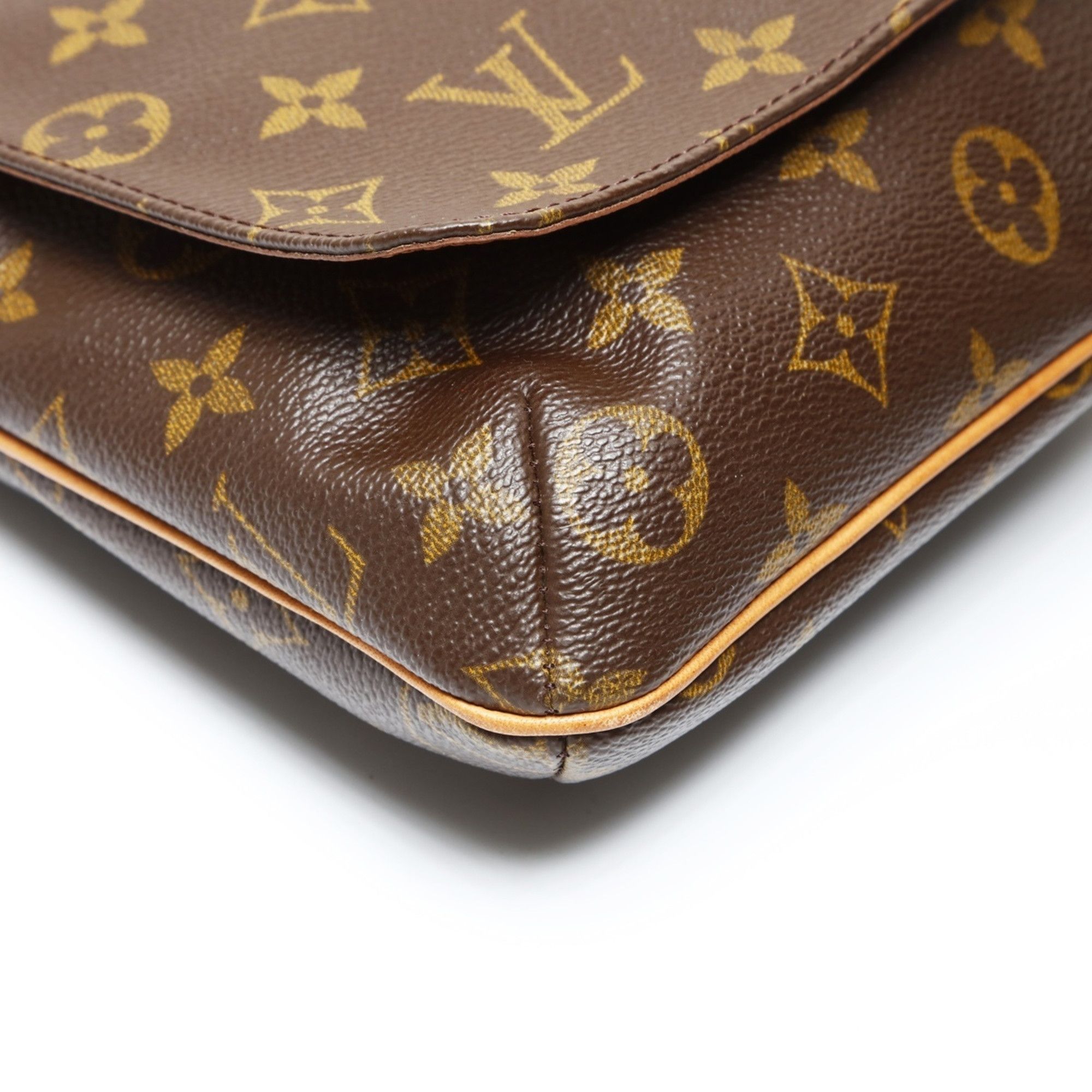 Louis Vuitton Louis Vuitton 2001 Monogram Musette Salsa Short Shoulder Bag, Brown, WS27089 Size ONE SIZE - 5 Thumbnail