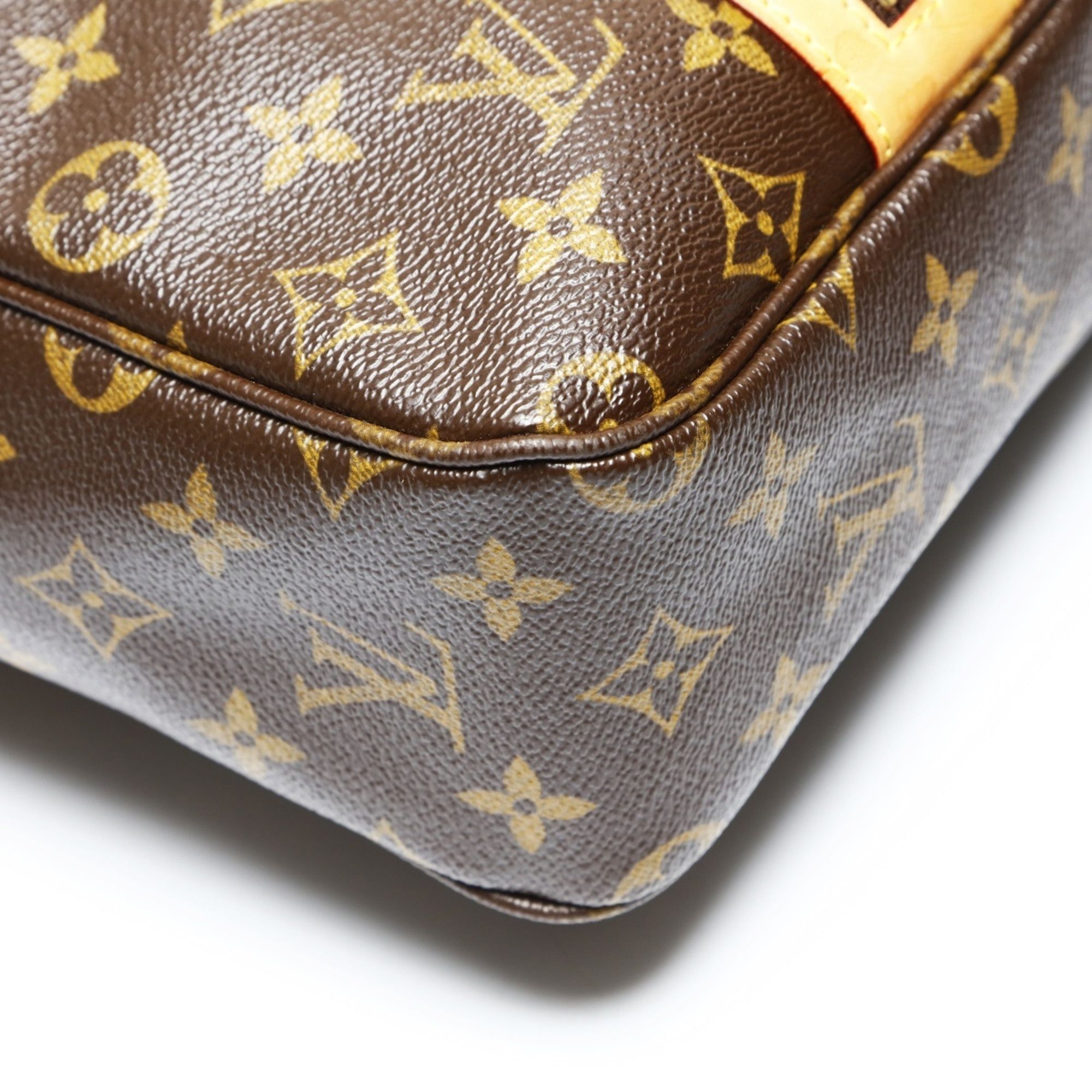 Louis Vuitton Louis Vuitton 2005 Sac Bosphore Monogram Shoulder Bag, Brown, WS27505 Size ONE SIZE - 5 Thumbnail