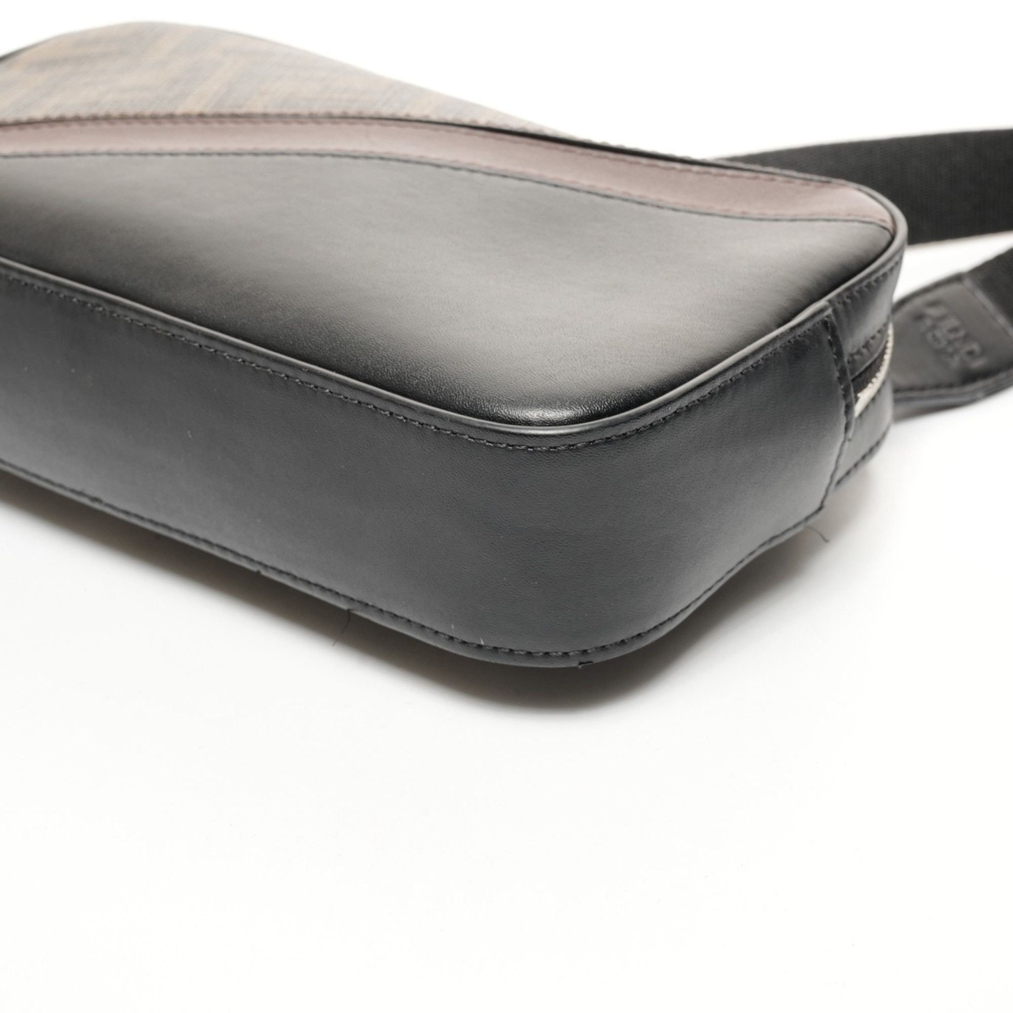 Fendi Fendi Zucca Diagonal Camera Case Shoulder Bag, Black, WS25836 Size ONE SIZE - 6 Thumbnail