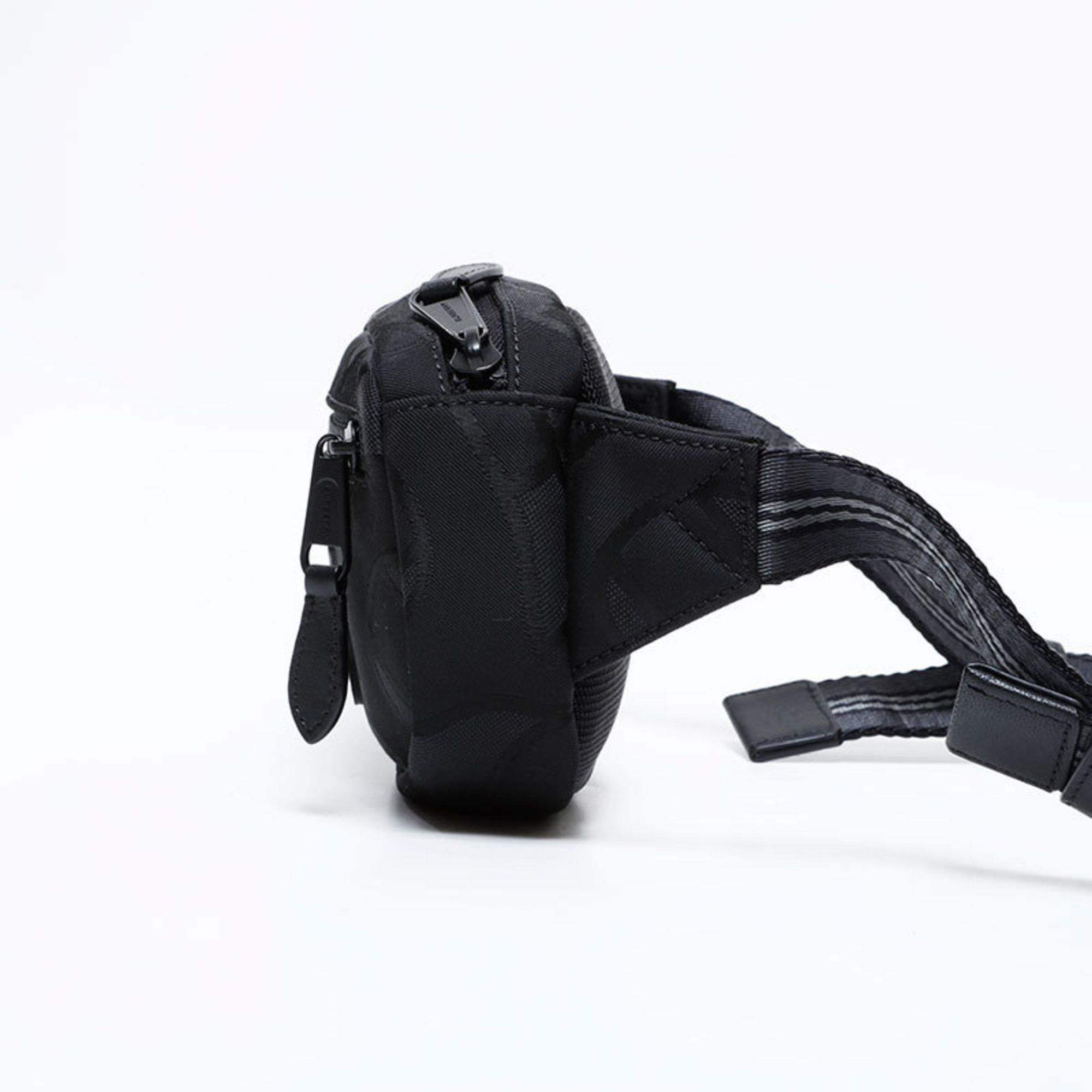 Burberry Burberry Nylon Mini Shoulder Bag, Black, WS22550 Size ONE SIZE - 3 Thumbnail