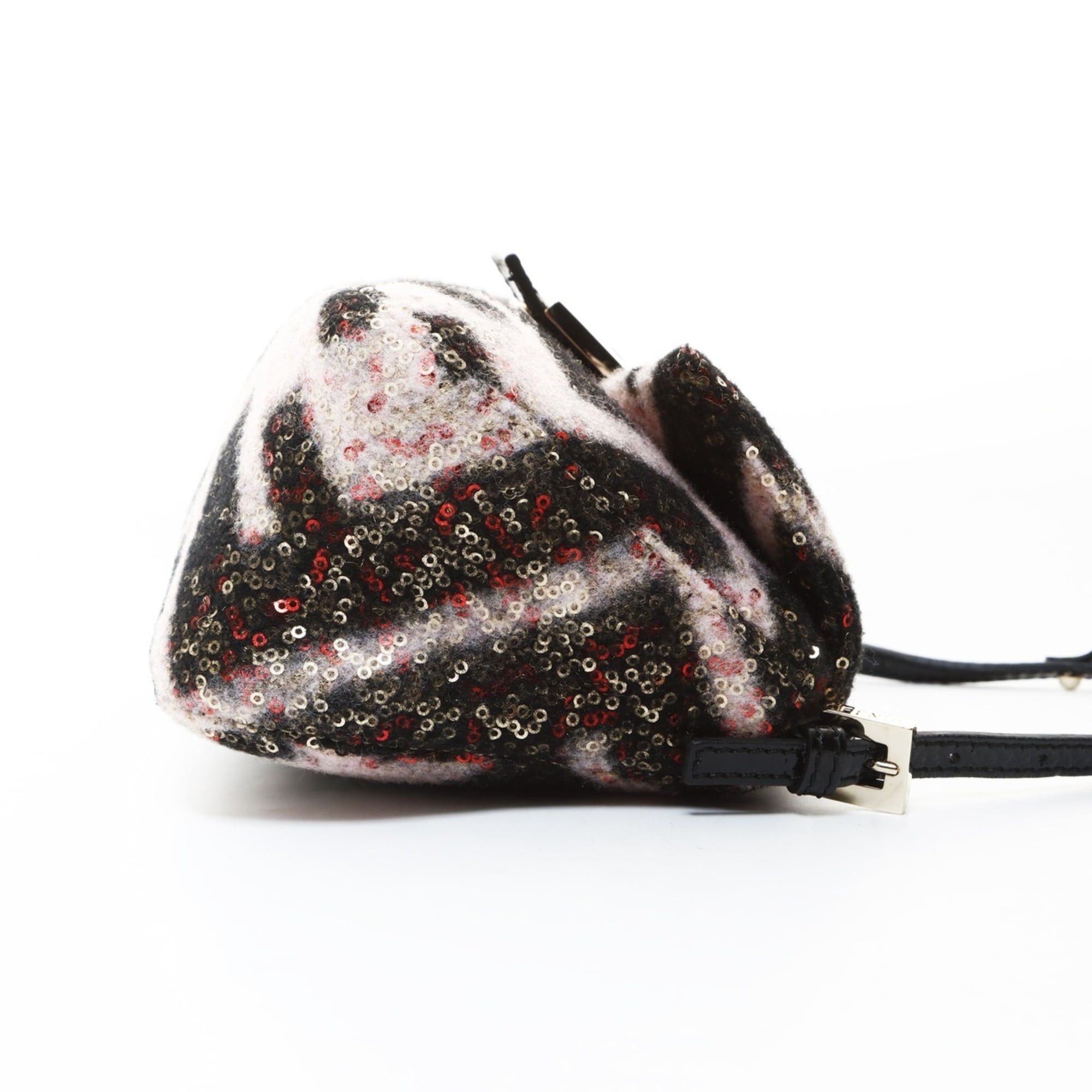 Fendi Fendi Pink Mini Mamma Wool Shoulder Bag in Black (WS26579) Size ONE SIZE - 5 Thumbnail