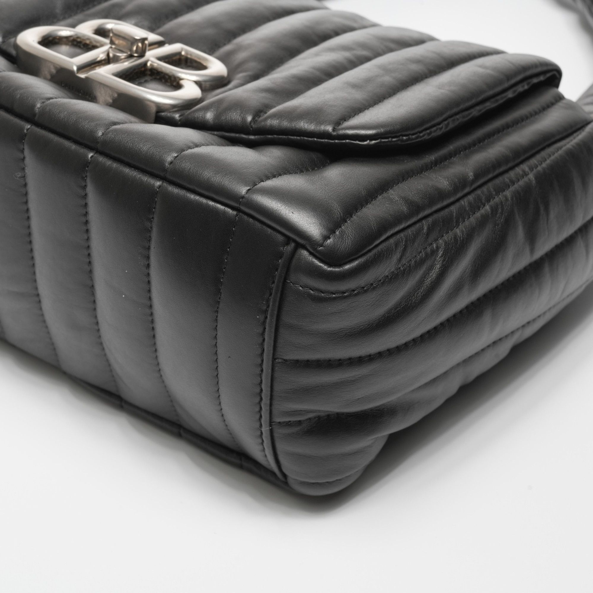Balenciaga Balenciaga Manaco Padded Quilted Leather One-Shoulder Bag in Black (WS23584) Size ONE SIZE - 11 Thumbnail