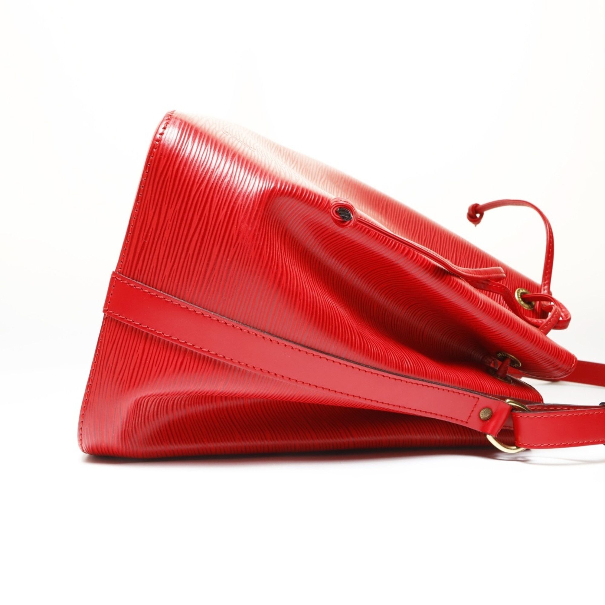 Louis Vuitton Louis Vuitton 1996 Epi Petit Noe Black Shoulder Bag in Red (WS27502) Size ONE SIZE - 4 Thumbnail