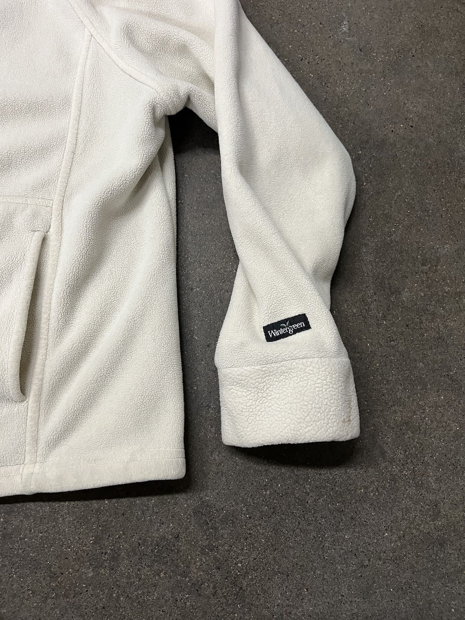 Vintage Vintage 2000s Wintergreen Fleece Sweathsirt Size M Size US M / EU 48-50 / 2 - 2 Thumbnail