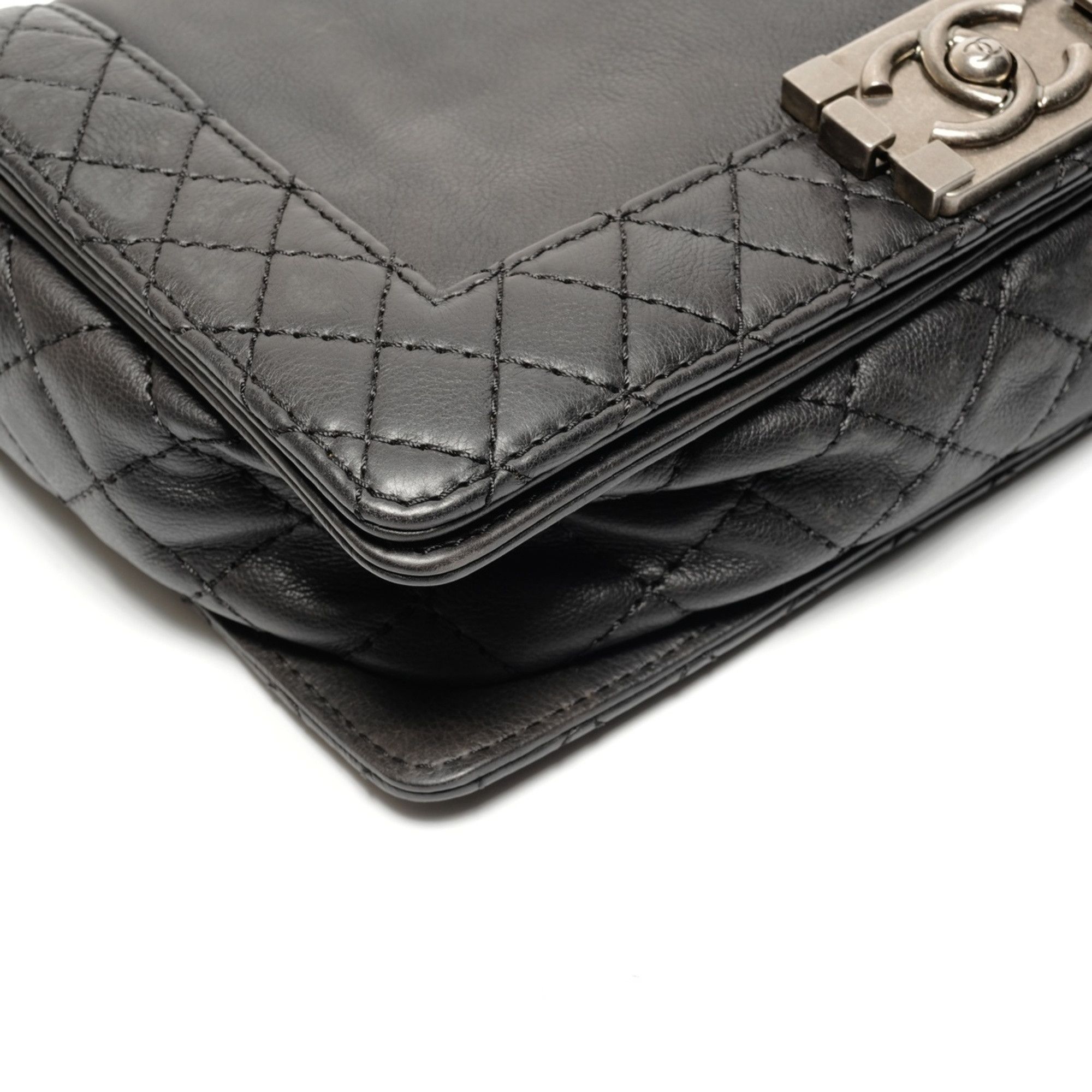 Chanel CHANEL Boy Chanel Gunmetal Chain Shoulder Bag 2013-2015 Black WS27137 Size ONE SIZE - 6 Thumbnail