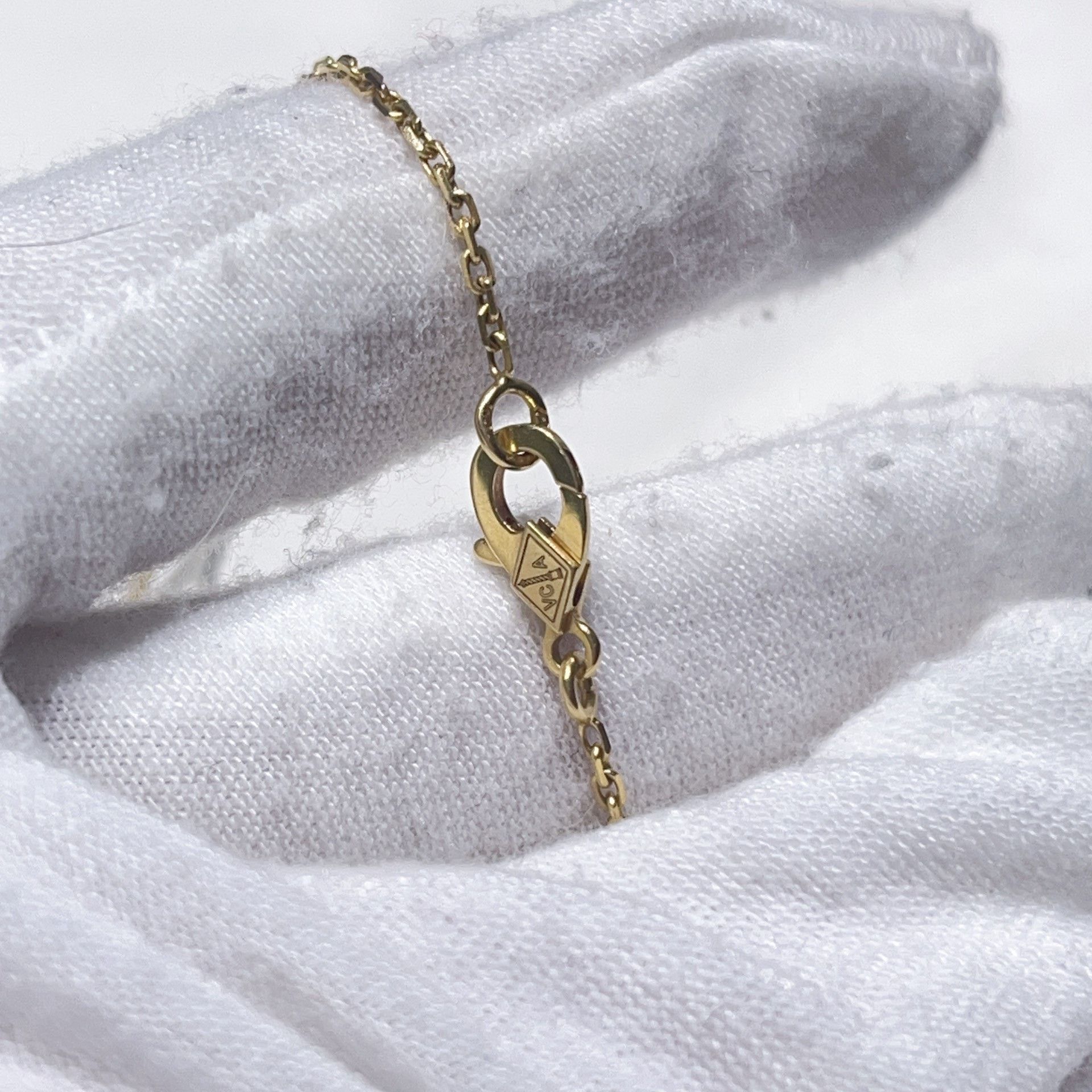 Van Cleef & Arpels Van Cleef Alhambra 18K Gold Necklace Size ONE SIZE - 5 Thumbnail