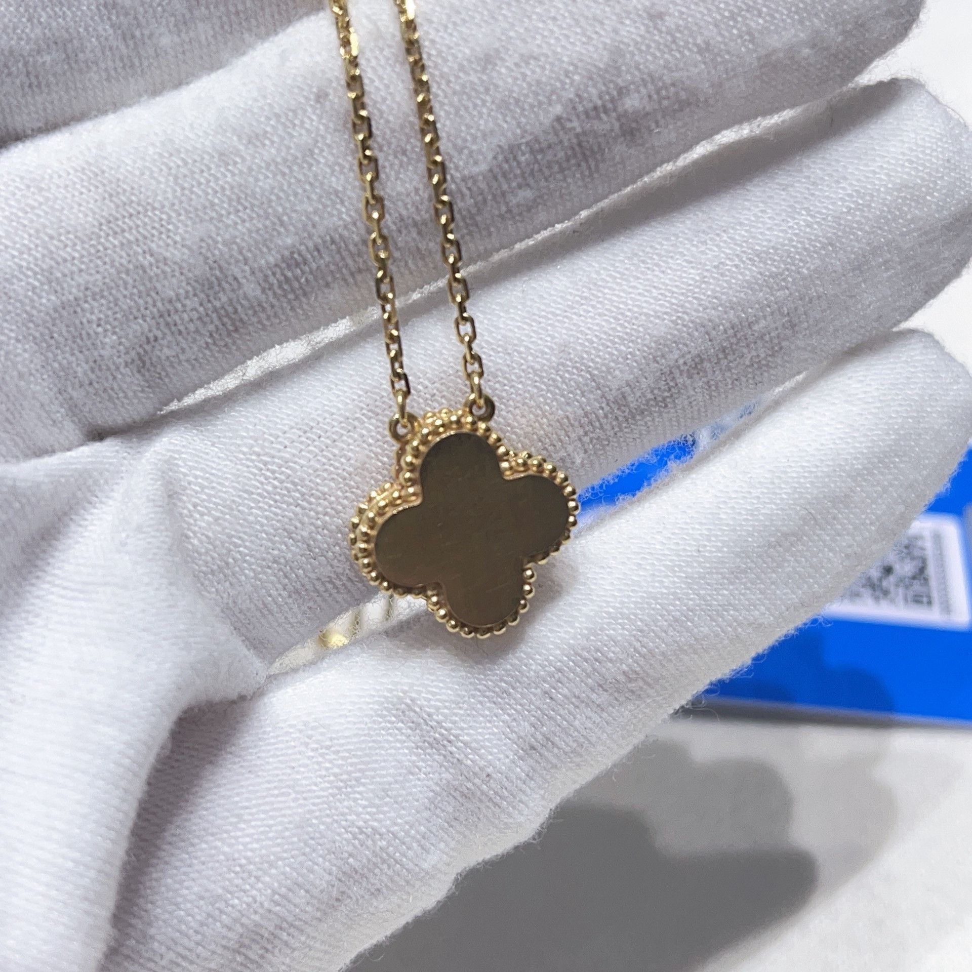 Van Cleef & Arpels Van Cleef Alhambra 18K Gold Necklace Size ONE SIZE - 4 Thumbnail