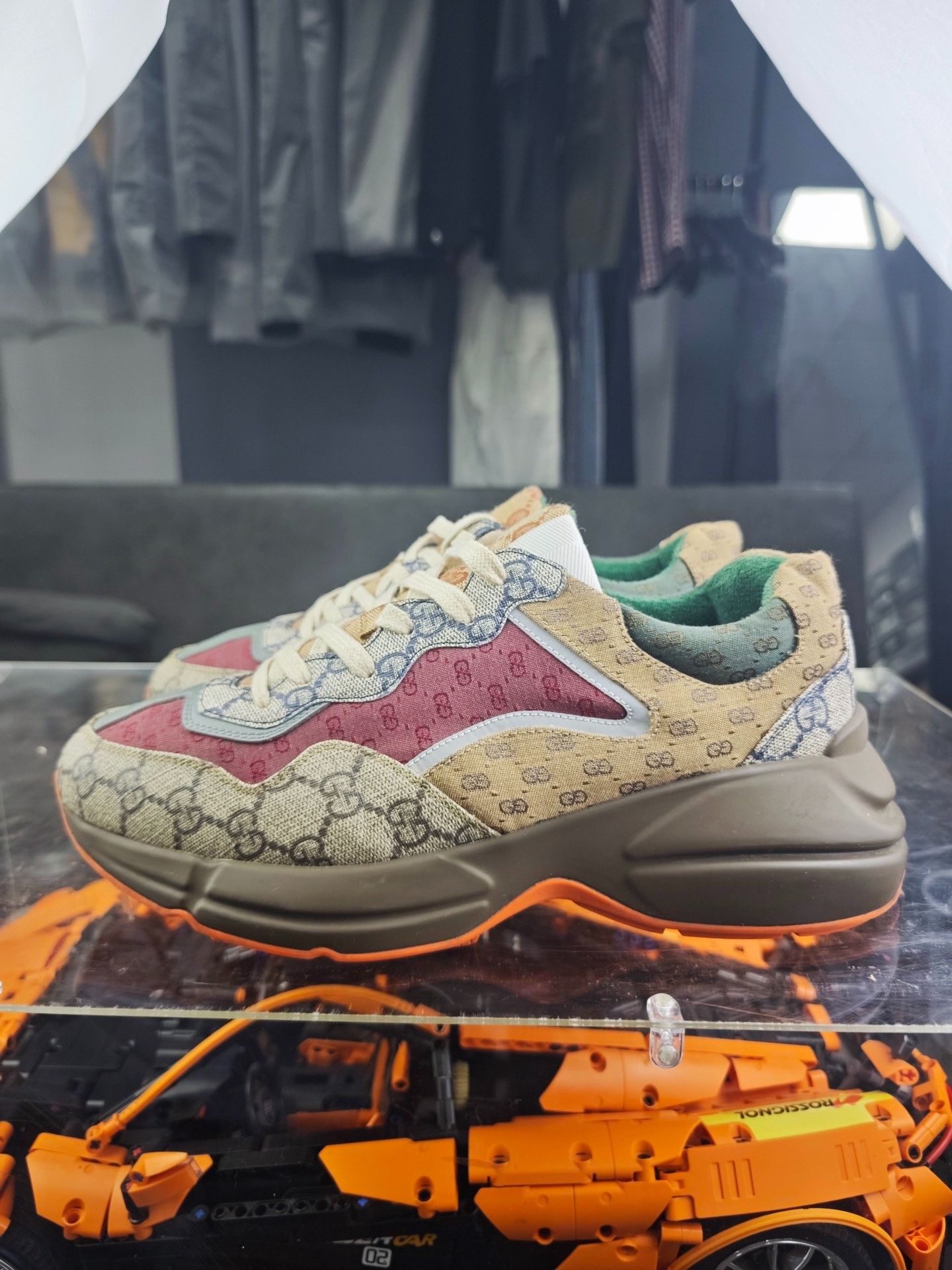Gucci Gucci Retro Printed Lowtop Sneakers 9 Men Size US 9 / EU 42 - 7 Thumbnail