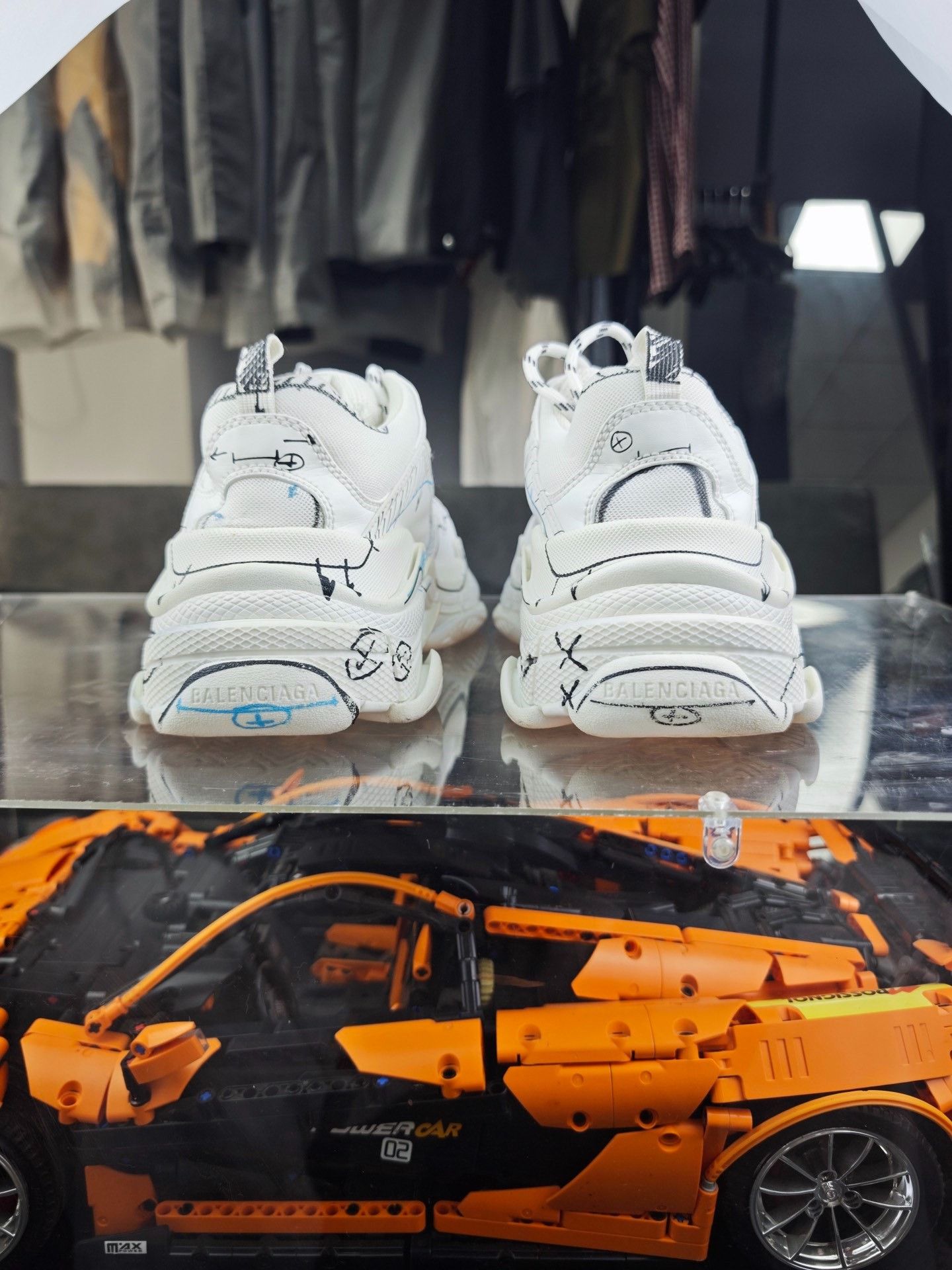 Balenciaga Balenciaga Collab Lowtop Sneakers 8.5 Men Size US 8.5 / EU 41-42 - 3 Thumbnail