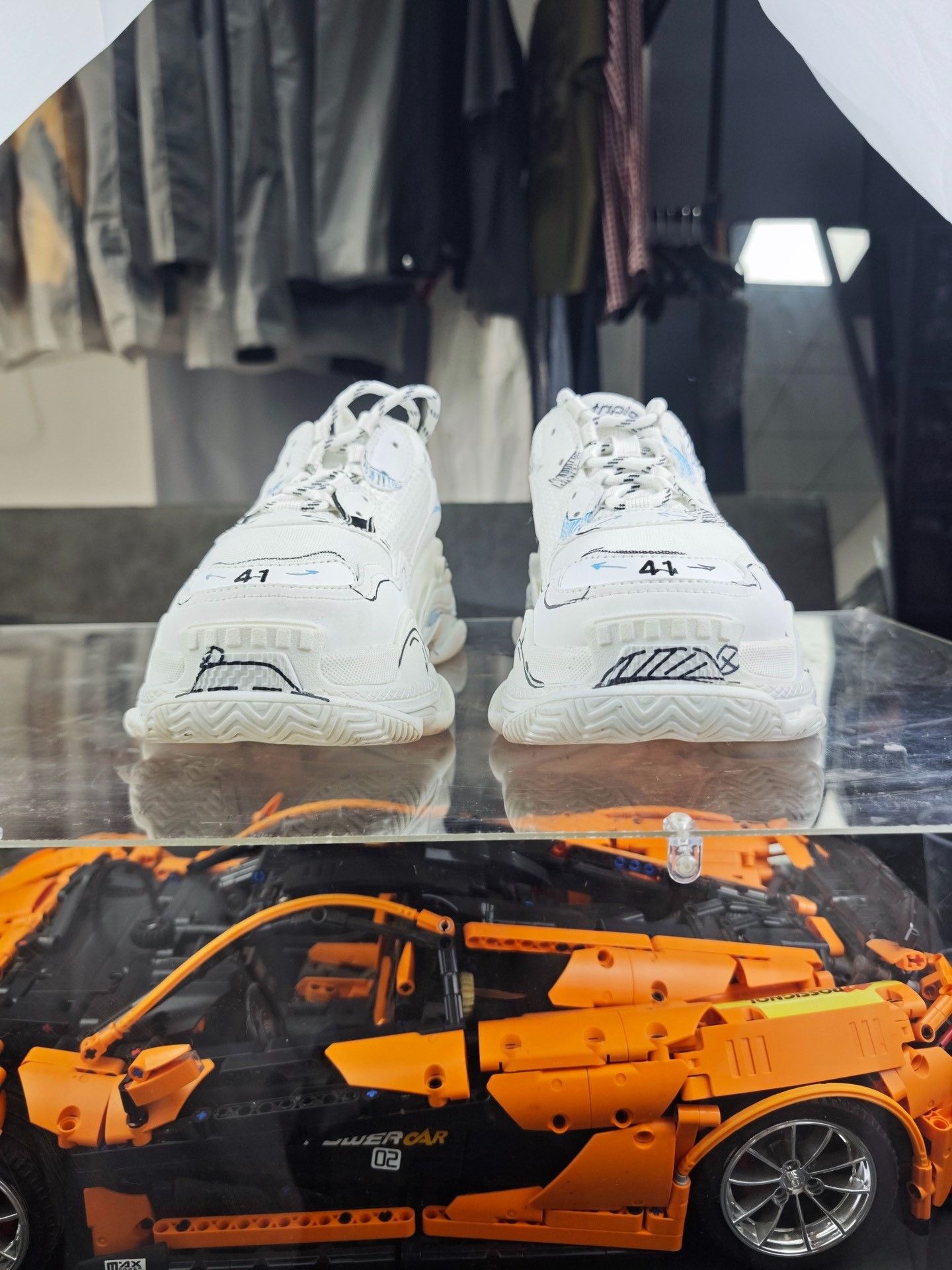 Balenciaga Balenciaga Collab Lowtop Sneakers 8.5 Men Size US 8.5 / EU 41-42 - 2 Thumbnail