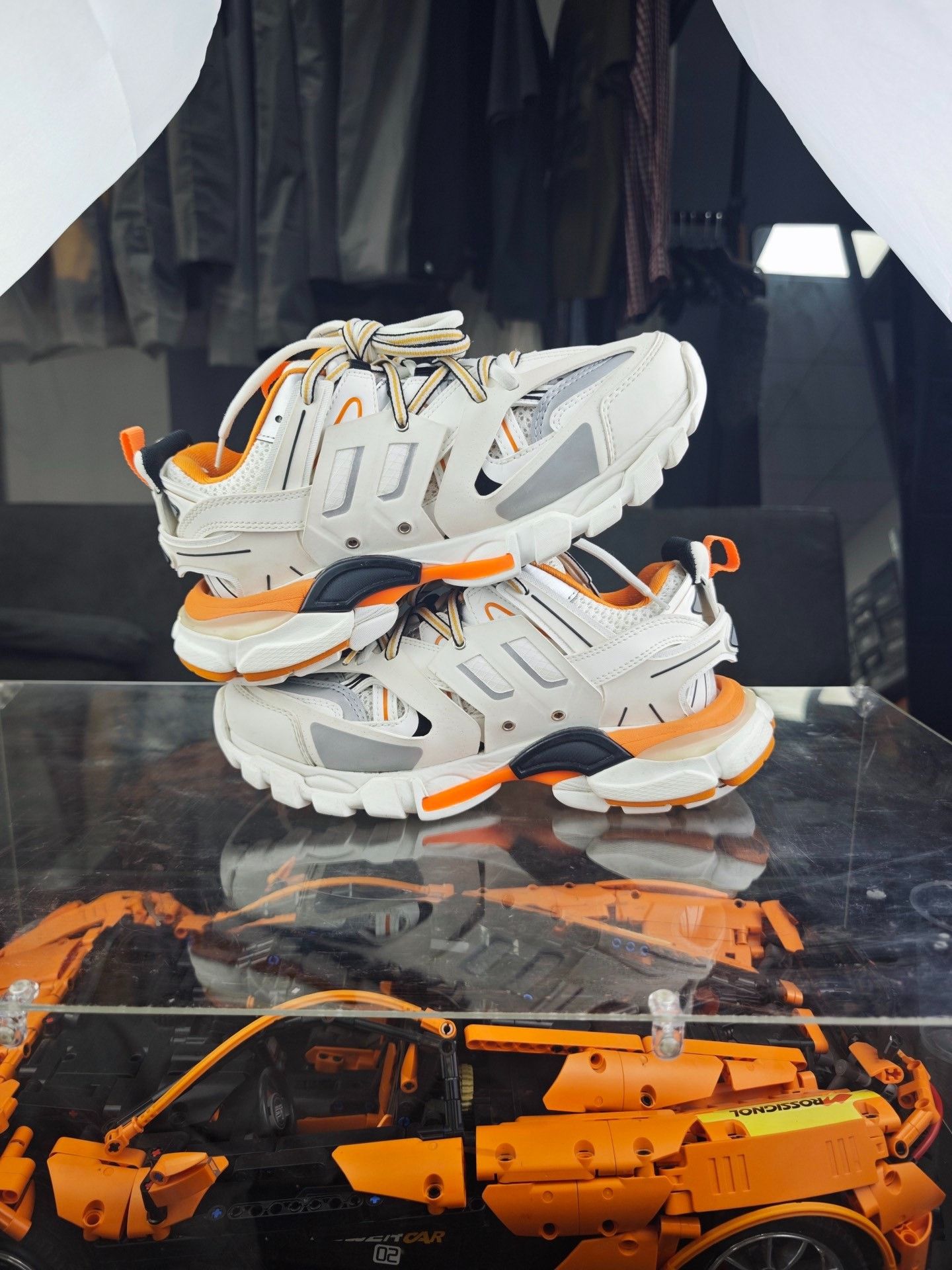 Balenciaga Balenciaga White Lowtop Sneakers us_6-5 Women Size US 6.5 / IT 36.5 - 6 Thumbnail