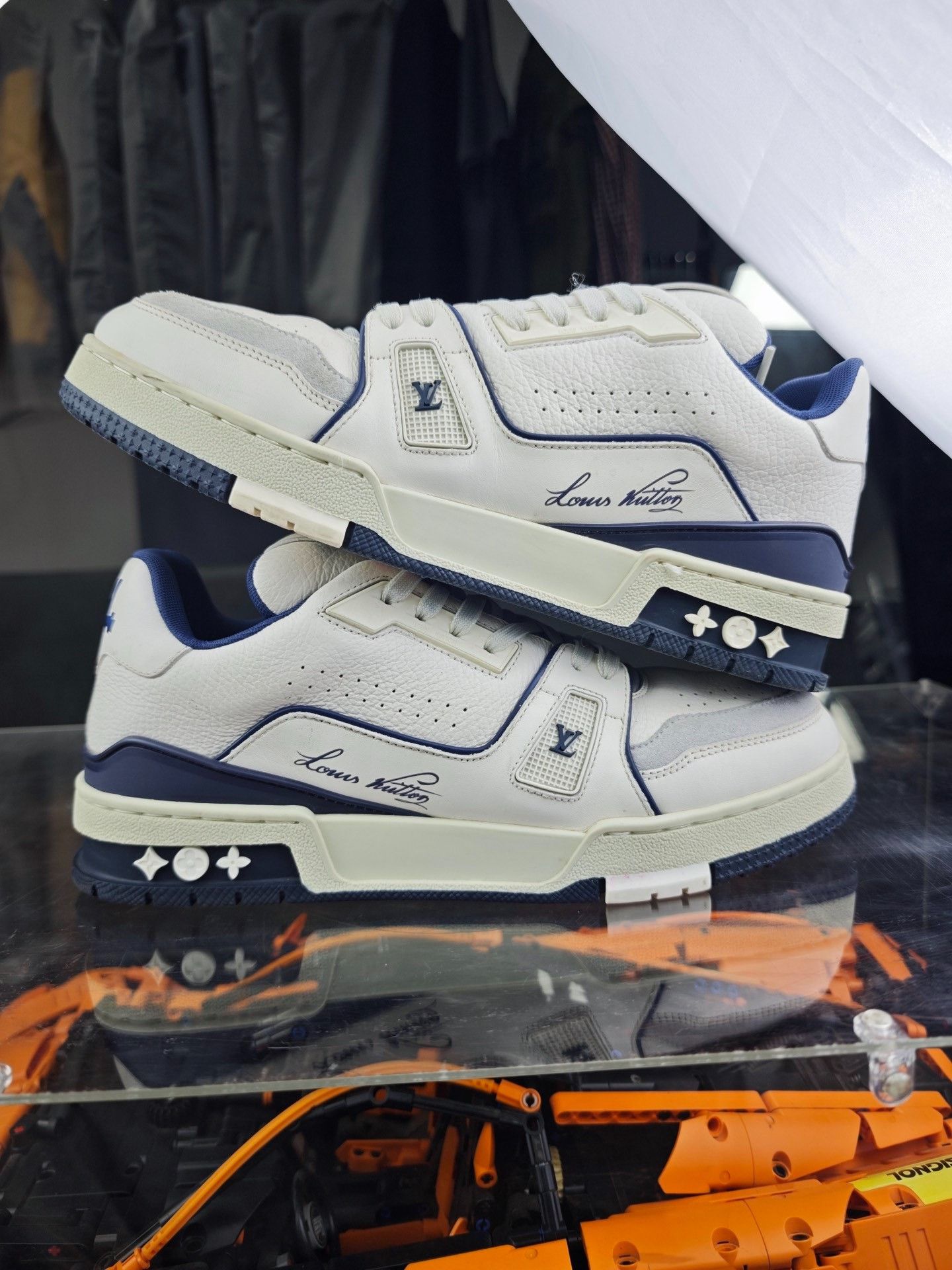 Louis Vuitton Louis Vuitton Training Blue Lowtop Sneakers 7.5 Men Size US 7.5 / EU 40-41 - 5 Thumbnail