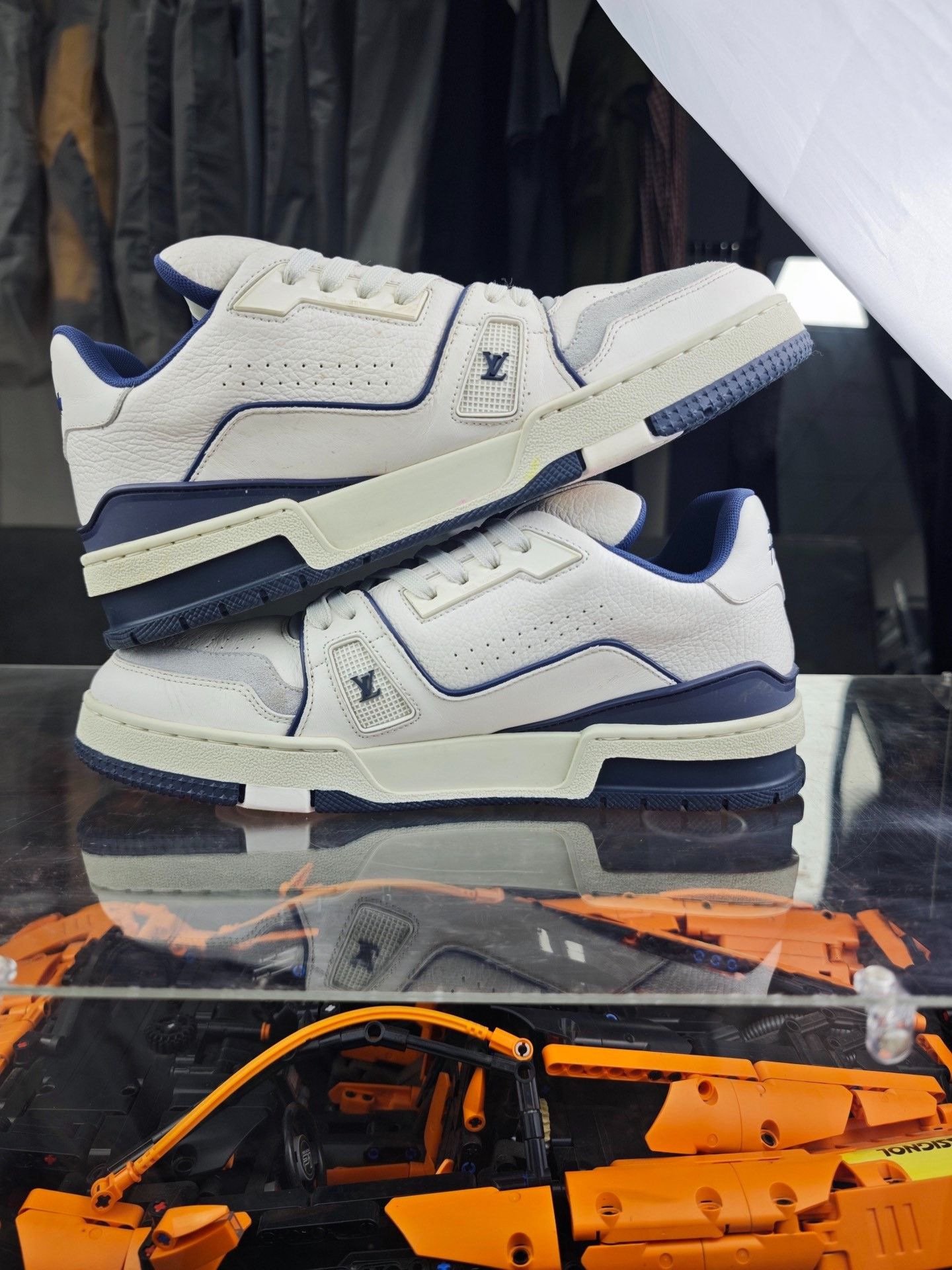Louis Vuitton Louis Vuitton Training Blue Lowtop Sneakers 7.5 Men Size US 7.5 / EU 40-41 - 6 Thumbnail
