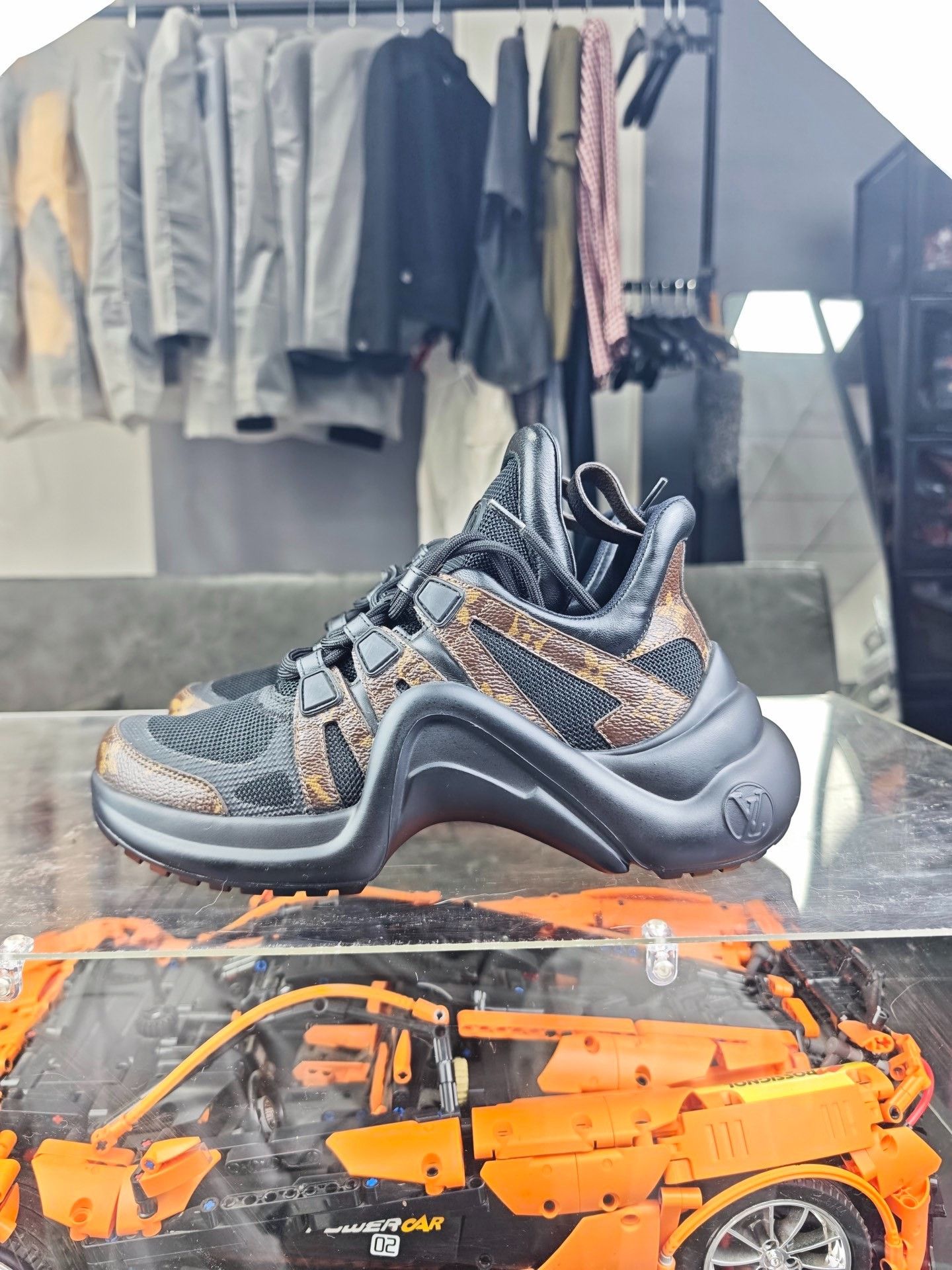 Louis Vuitton Louis Vuitton Lowtop Sneakers us_6 Women Size US 6 / IT 36 - 7 Thumbnail