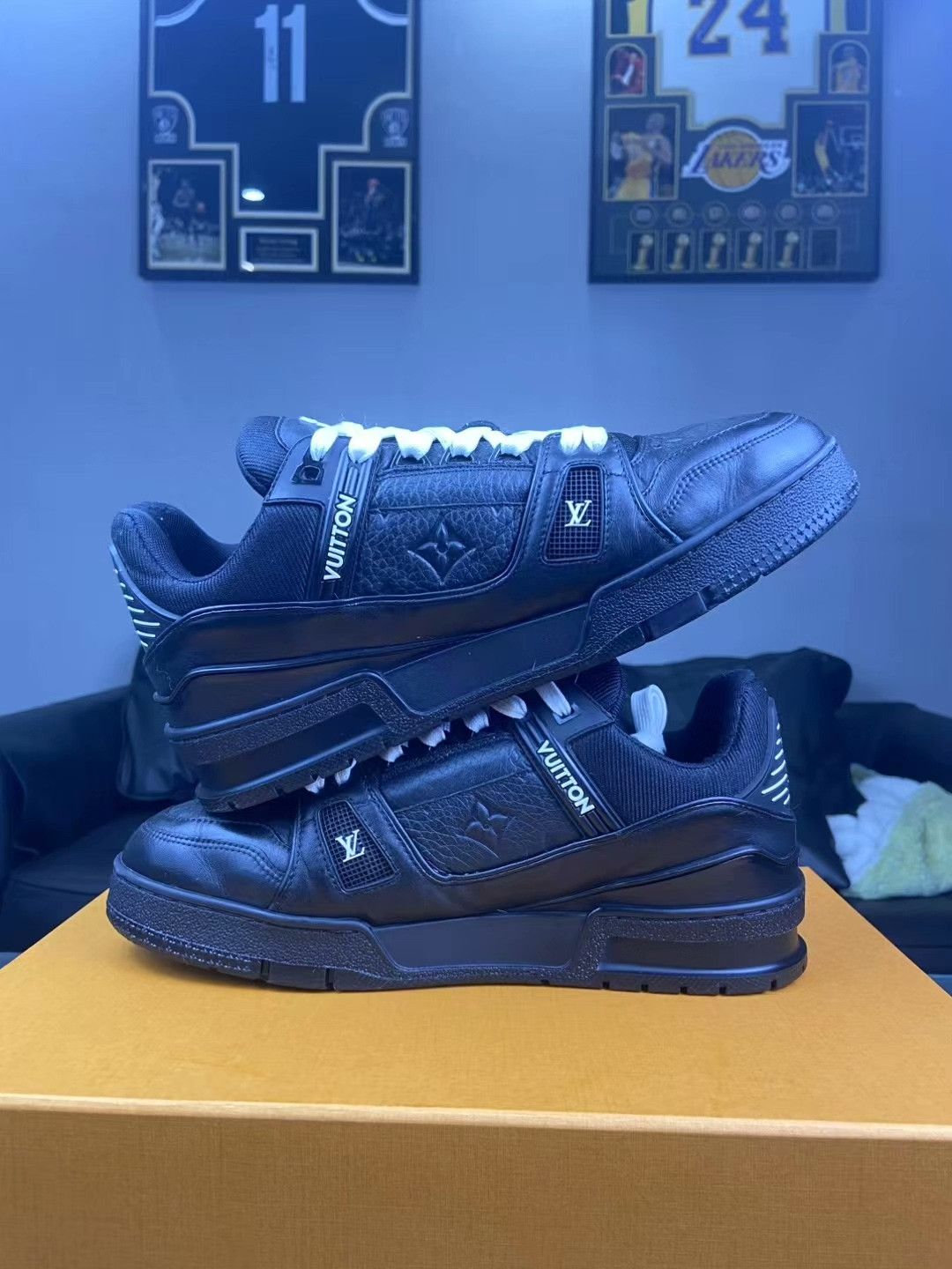 Louis Vuitton Louis Vuitton Training Black Lowtop Sneakers 7.5 Men Size US 7.5 / EU 40-41 - 6 Thumbnail