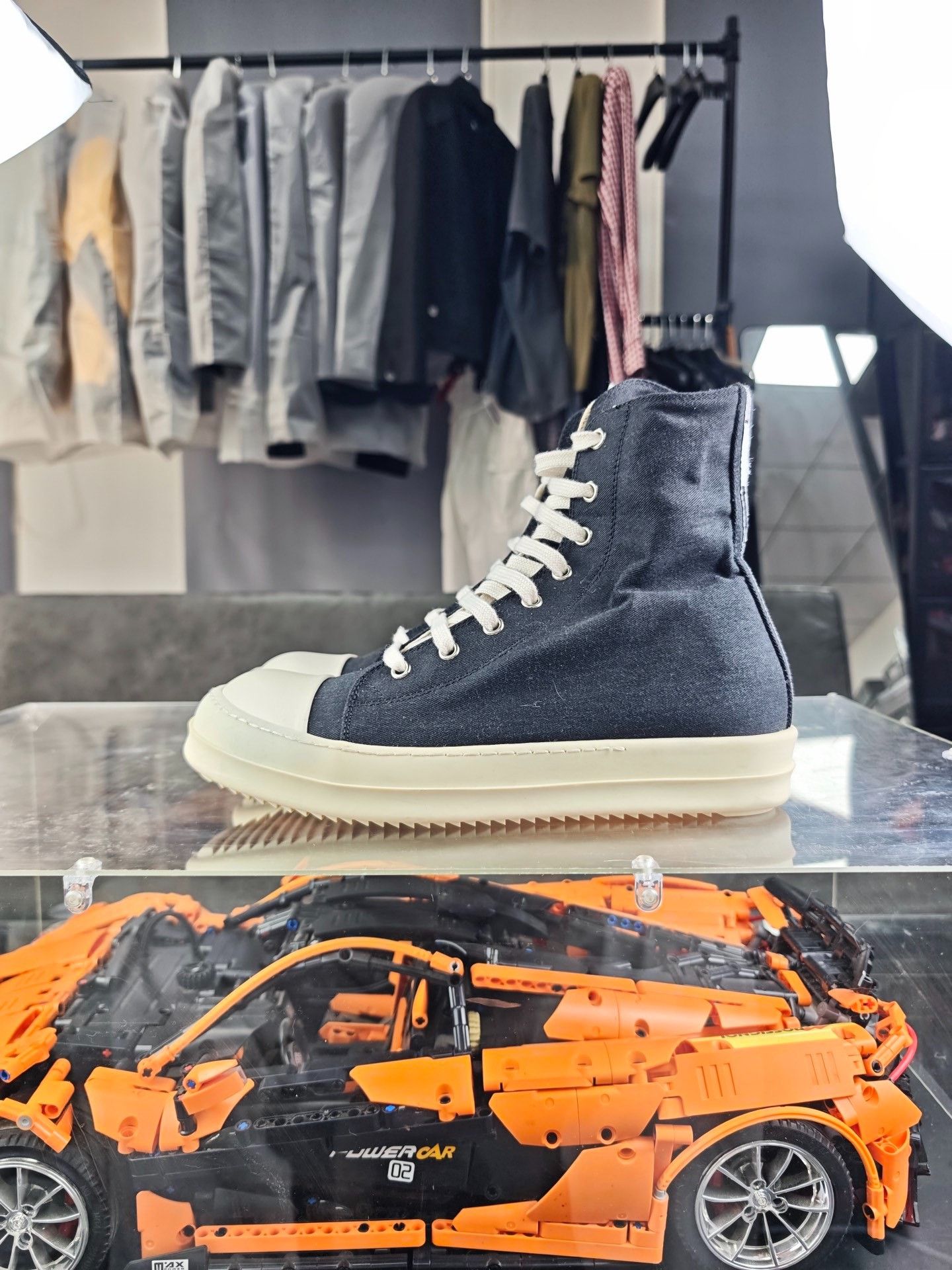 Rick Owens Rick Owens Black Hitop Sneakers 6.5 Men Size US 6.5 / EU 39-40 - 7 Thumbnail