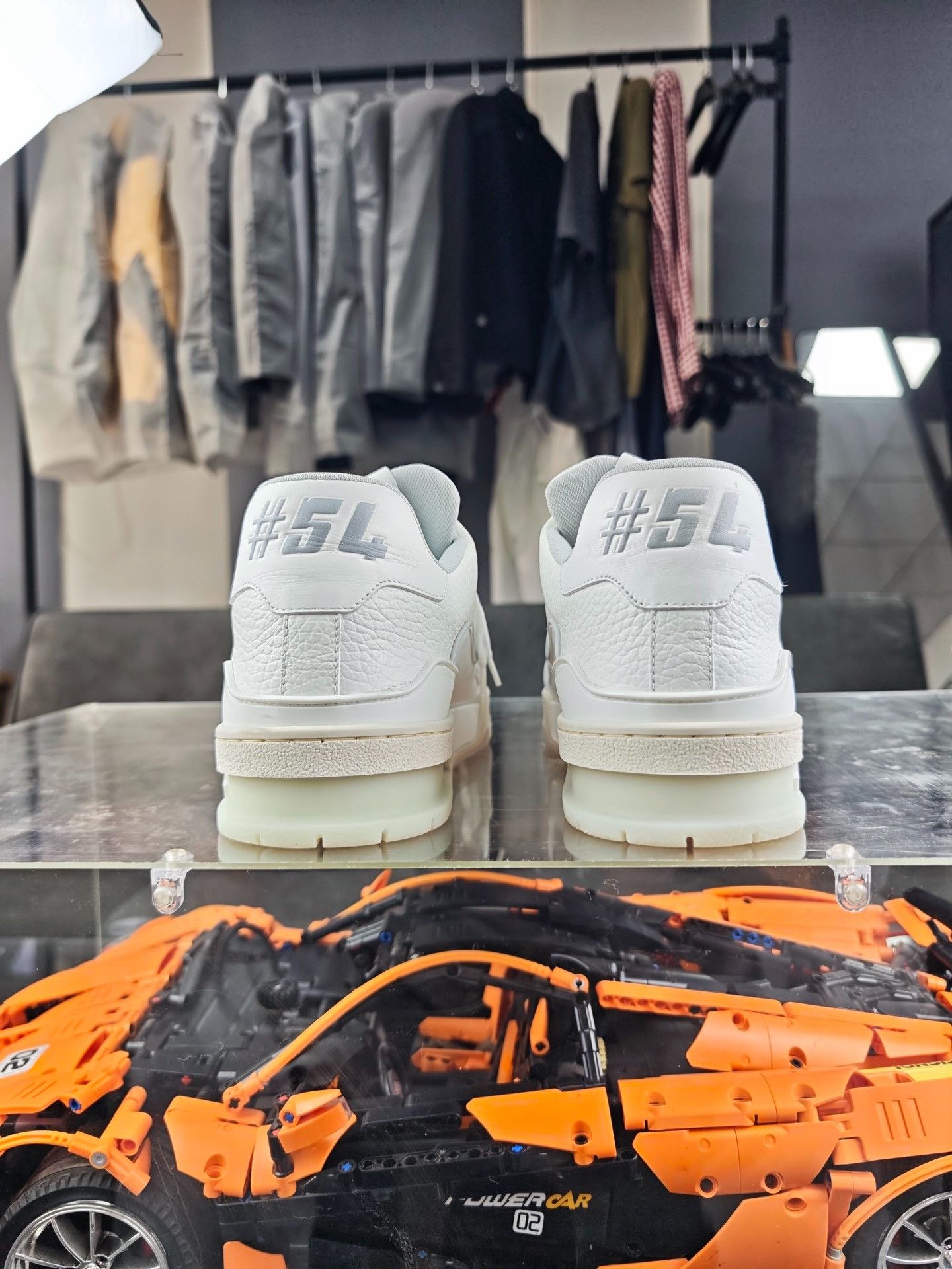 Louis Vuitton Louis Vuitton Training White Lowtop Sneakers 9 Men Size US 9 / EU 42 - 3 Thumbnail