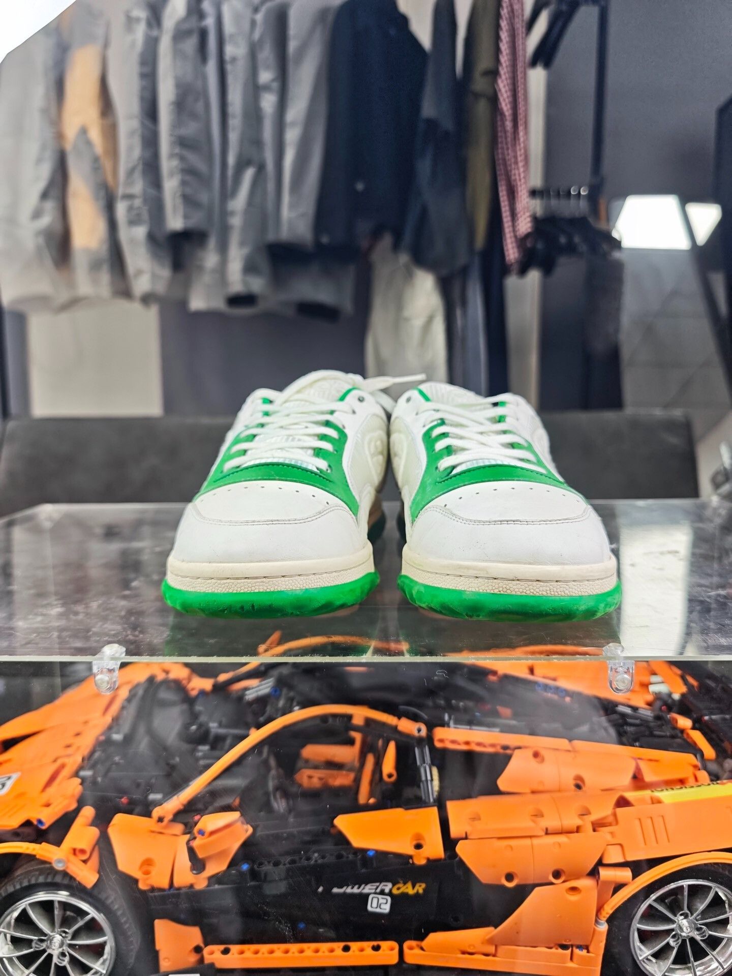 Gucci Gucci Green Lowtop Sneakers 9 Men Size US 9 / EU 42 - 2 Thumbnail
