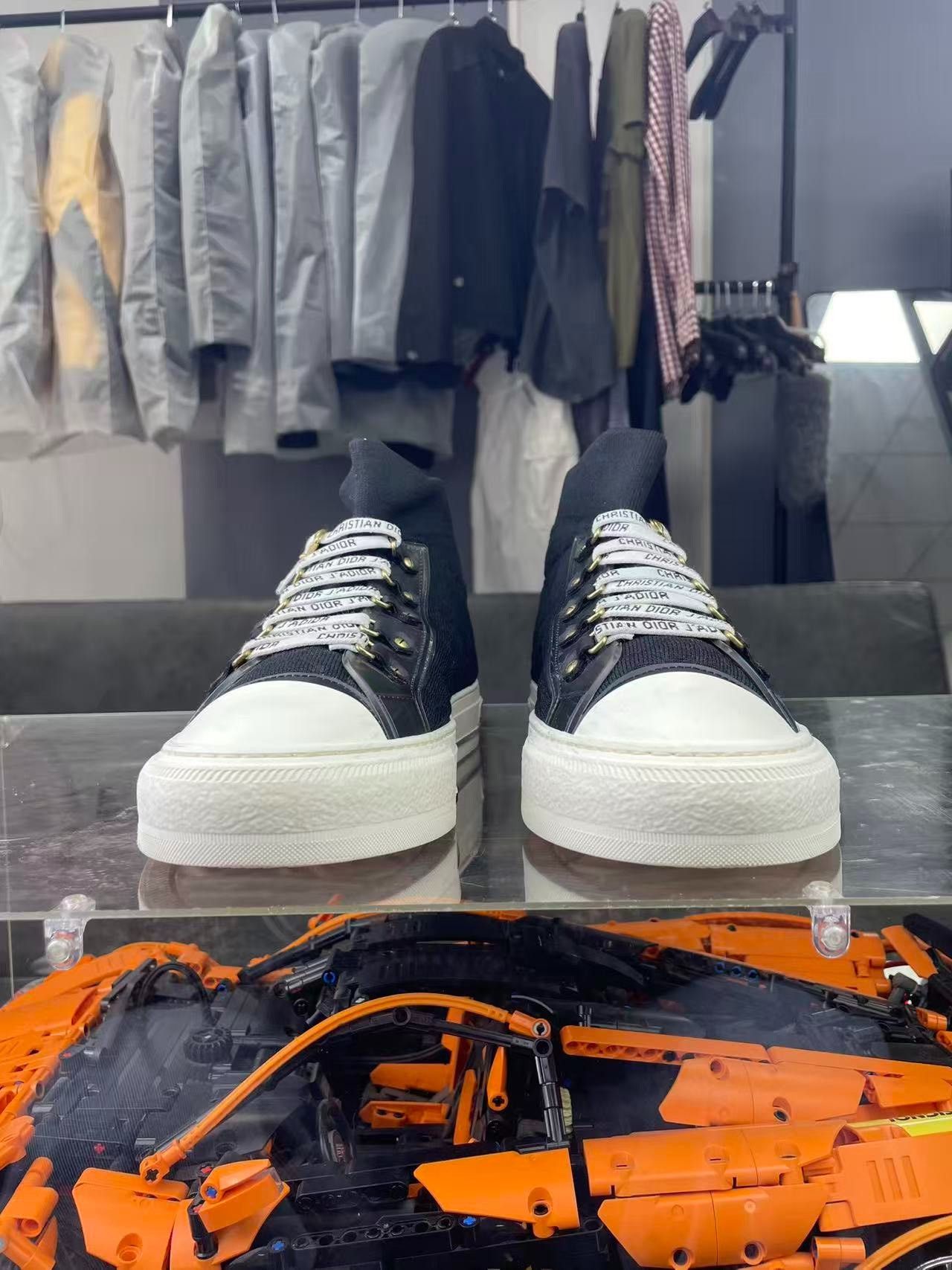 Dior Dior Black Lowtop Sneakers 9 Men Size US 9 / EU 42 - 2 Thumbnail