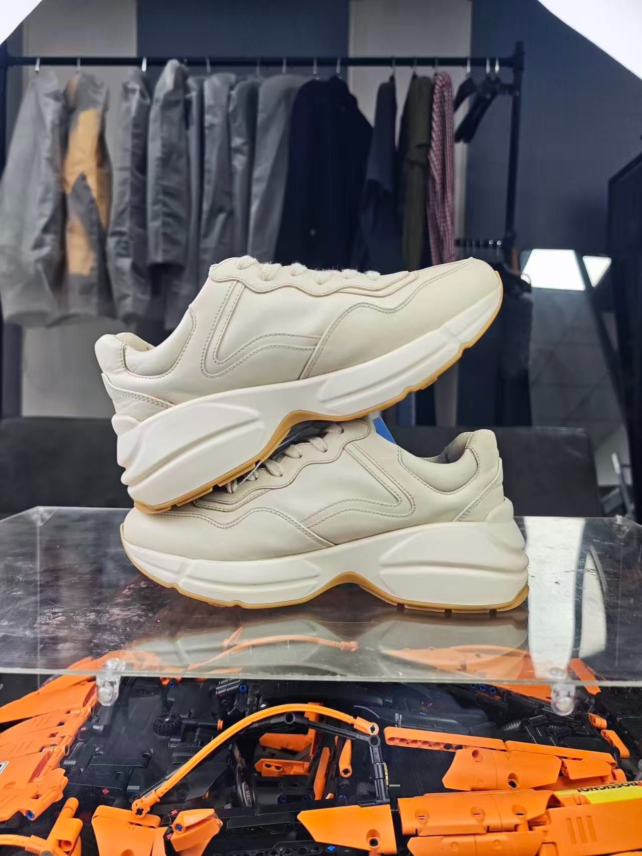 Gucci Gucci Collab Beige Lowtop Sneakers us_6 Women Size US 6 / IT 36 - 6 Thumbnail